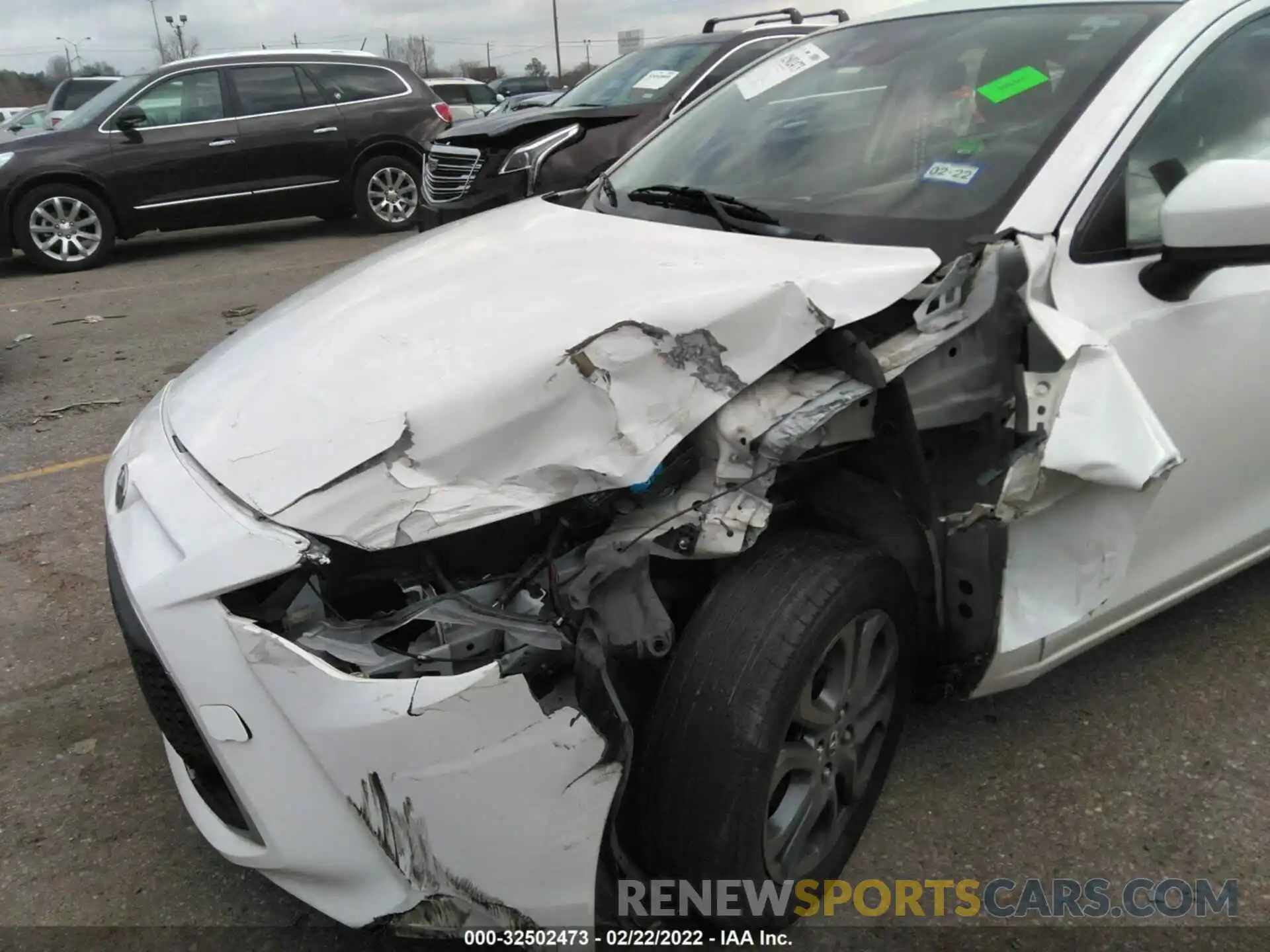 6 Photograph of a damaged car 3MYDLBYV6KY516250 TOYOTA YARIS SEDAN 2019