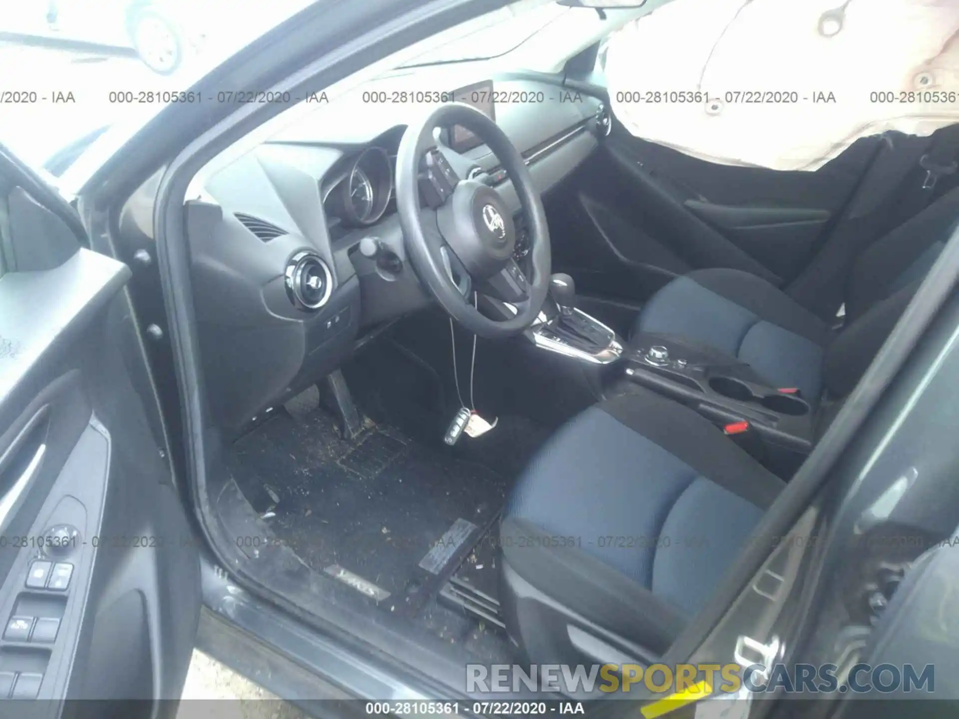 5 Photograph of a damaged car 3MYDLBYV6KY516314 TOYOTA YARIS SEDAN 2019