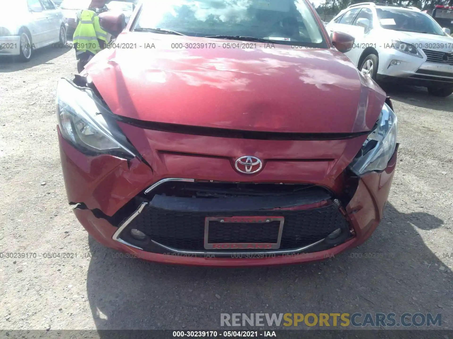 6 Photograph of a damaged car 3MYDLBYV6KY517169 TOYOTA YARIS SEDAN 2019