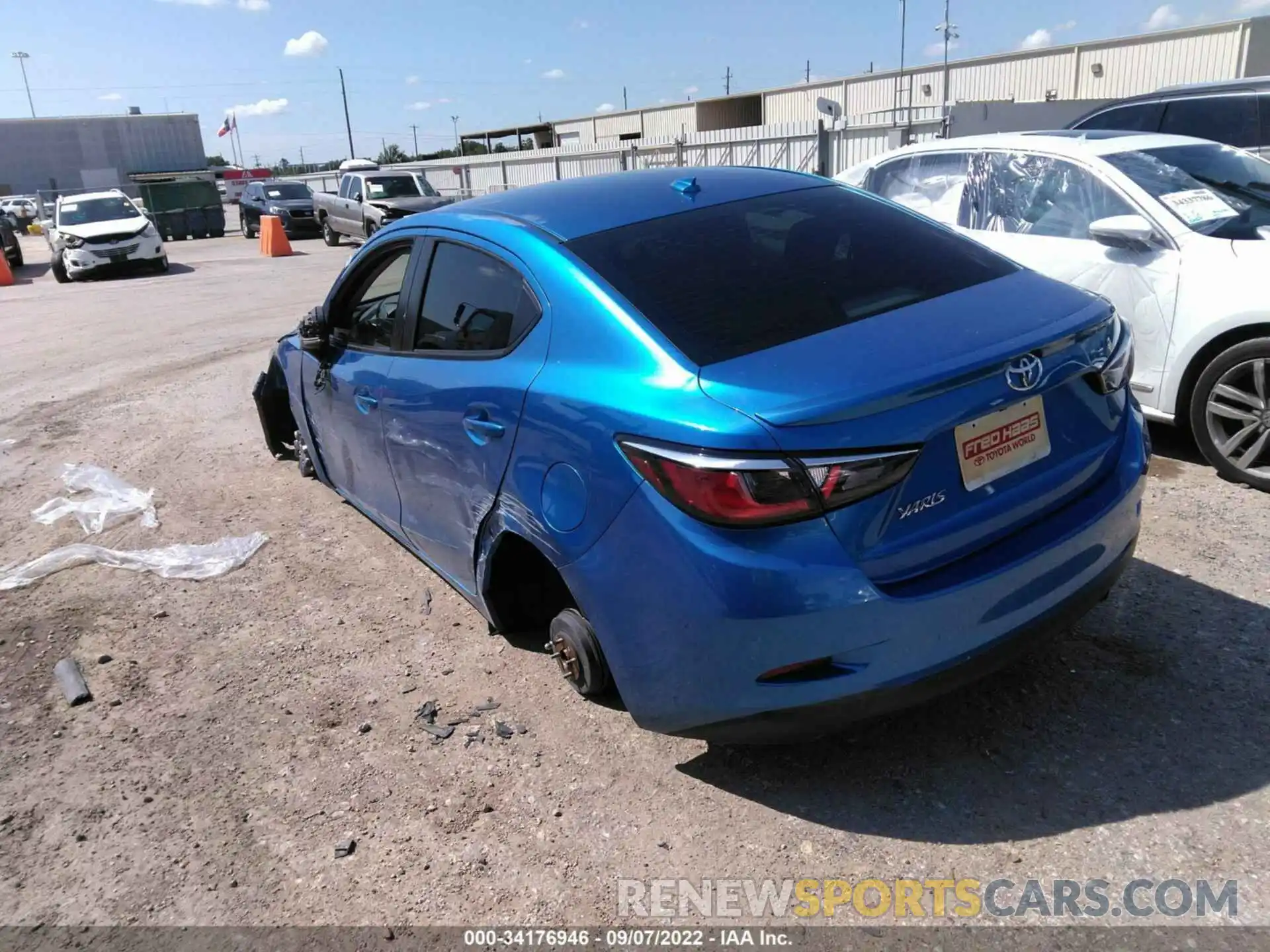 3 Photograph of a damaged car 3MYDLBYV6KY520721 TOYOTA YARIS SEDAN 2019