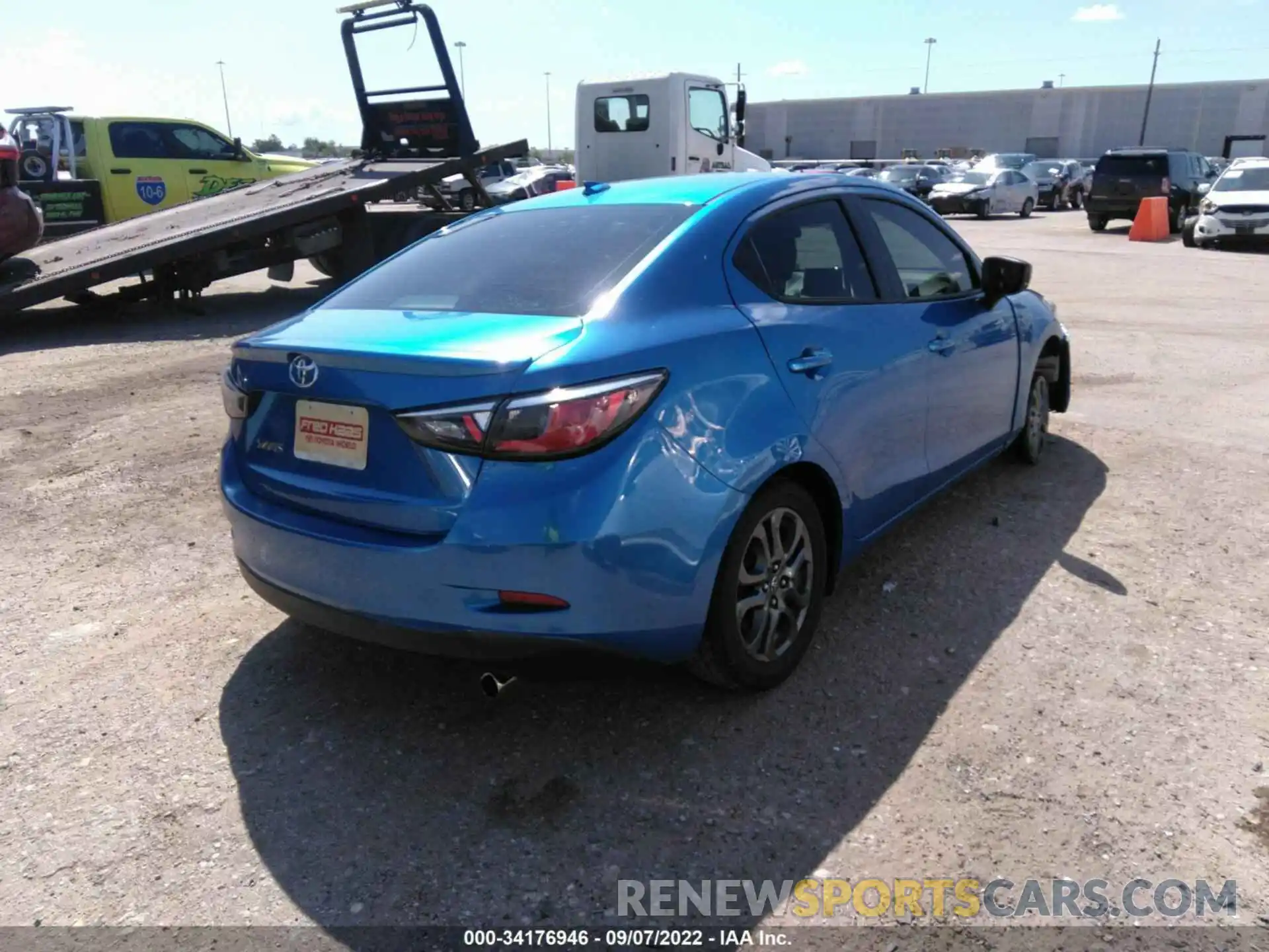 4 Photograph of a damaged car 3MYDLBYV6KY520721 TOYOTA YARIS SEDAN 2019