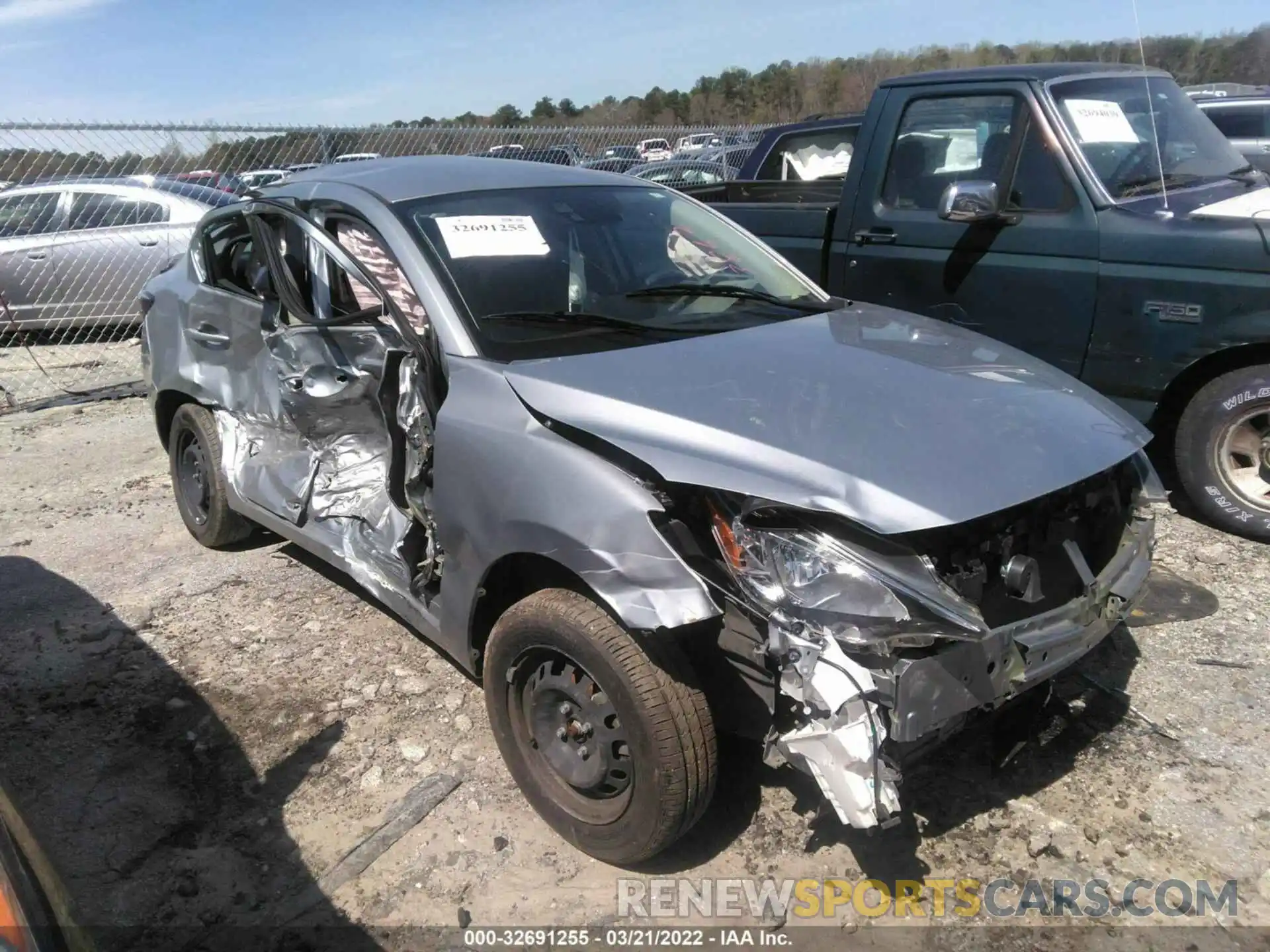 6 Photograph of a damaged car 3MYDLBYV6KY523862 TOYOTA YARIS SEDAN 2019