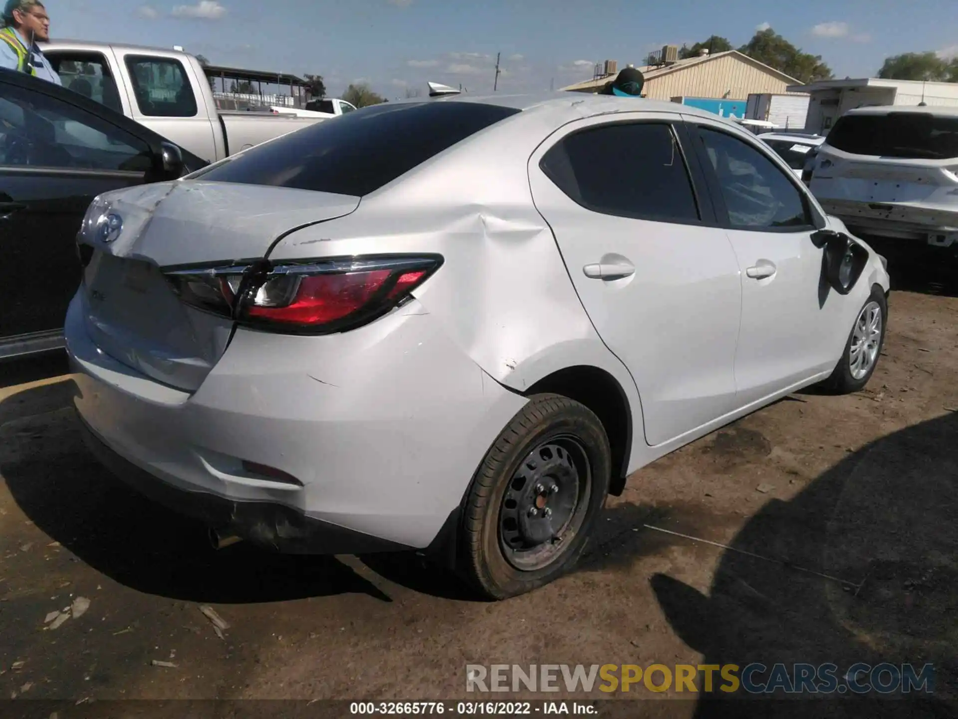 4 Photograph of a damaged car 3MYDLBYV7KY508870 TOYOTA YARIS SEDAN 2019