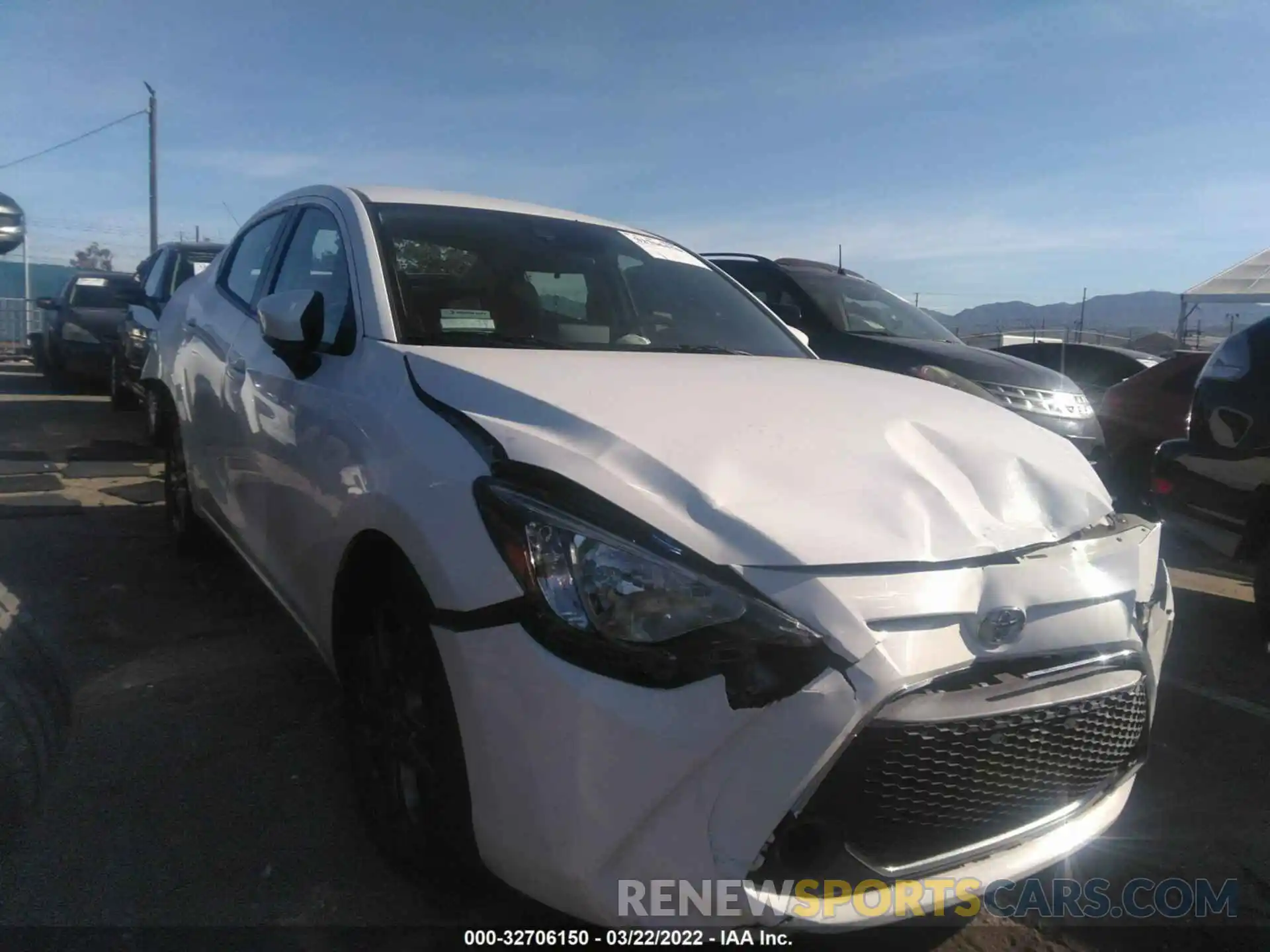 1 Photograph of a damaged car 3MYDLBYV7KY513387 TOYOTA YARIS SEDAN 2019