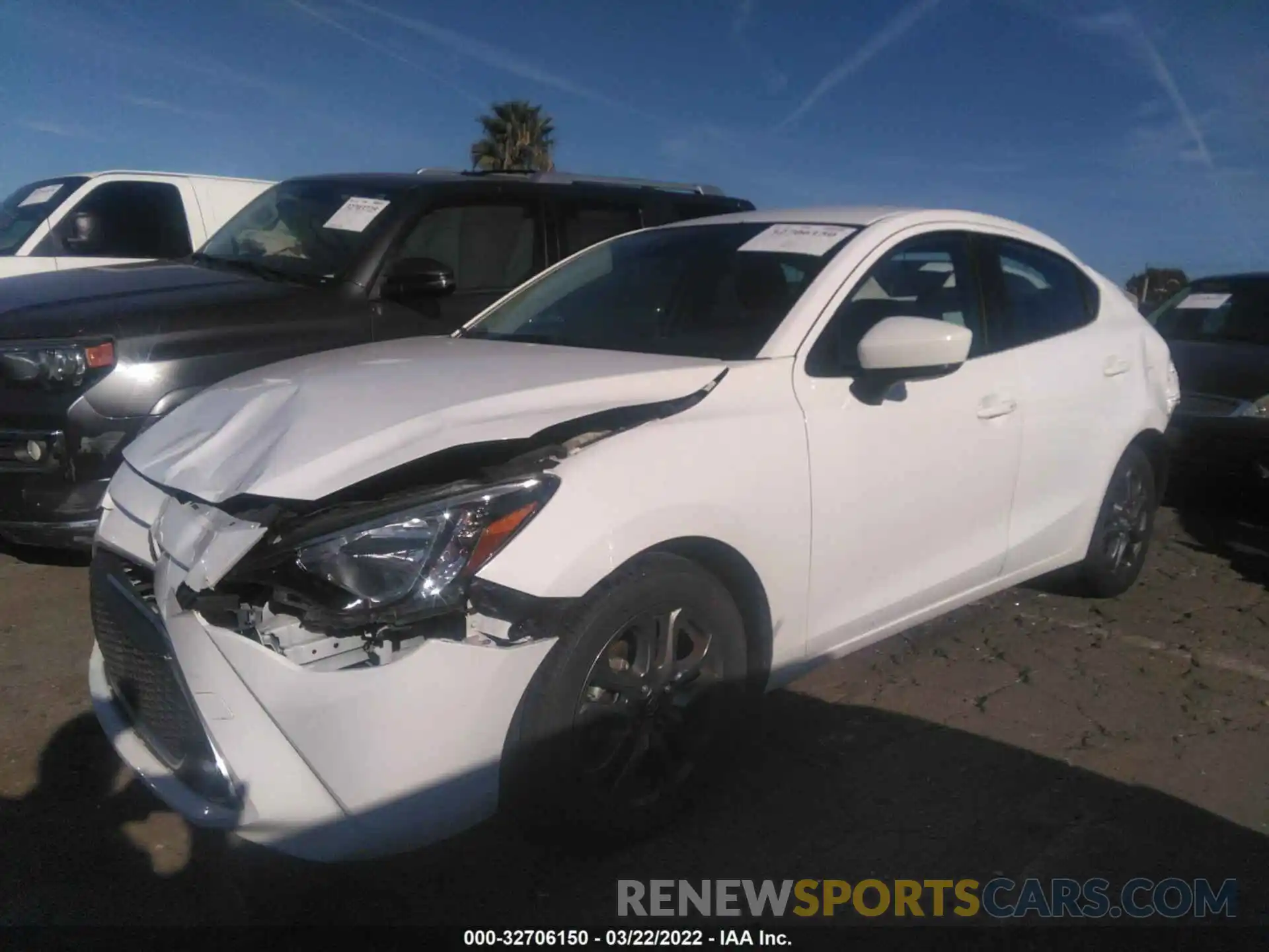 2 Photograph of a damaged car 3MYDLBYV7KY513387 TOYOTA YARIS SEDAN 2019