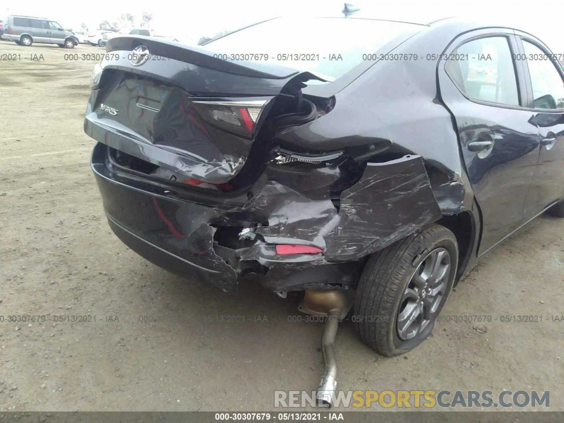 6 Photograph of a damaged car 3MYDLBYV7KY513406 TOYOTA YARIS SEDAN 2019