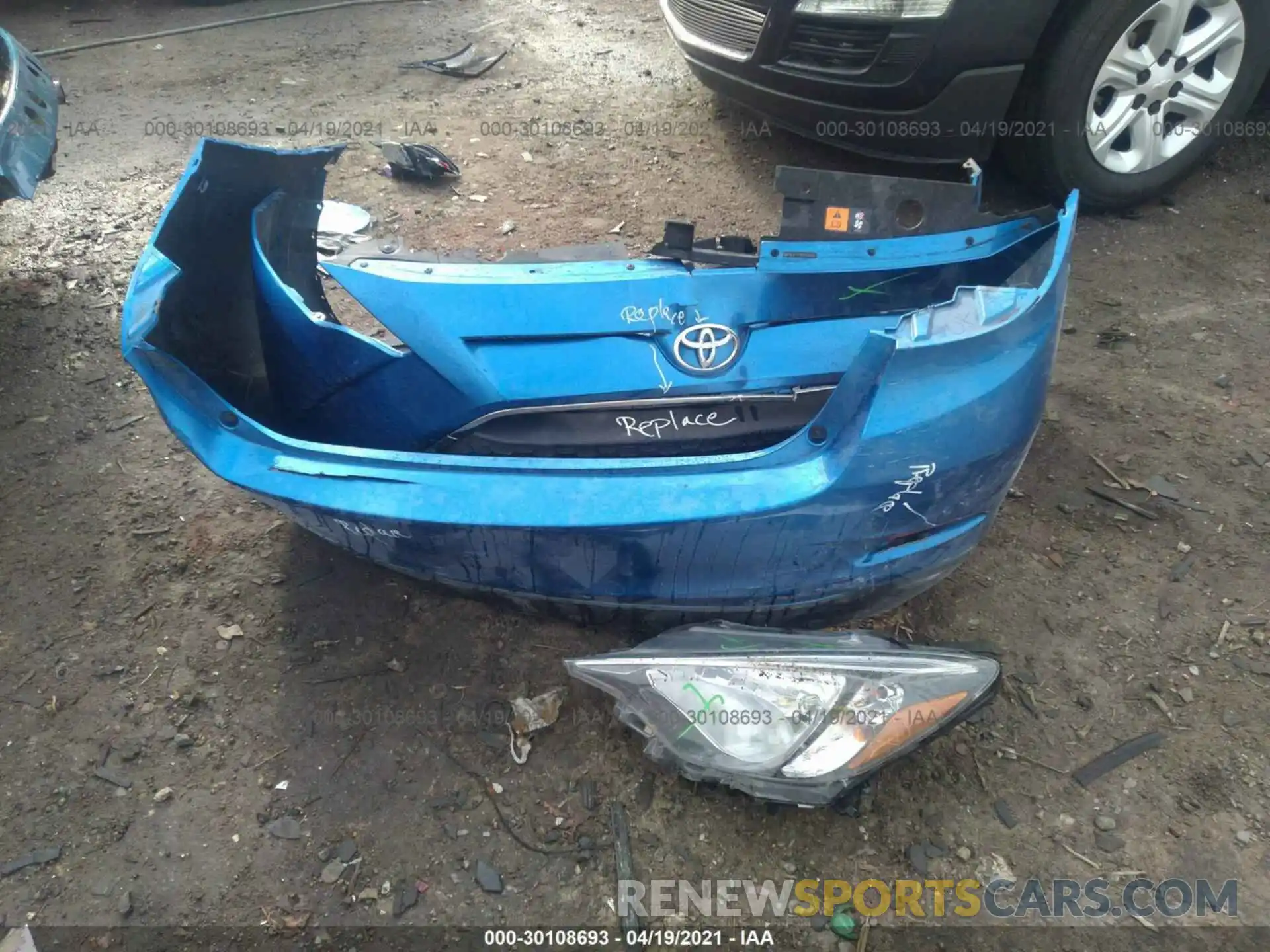 12 Photograph of a damaged car 3MYDLBYV7KY520632 TOYOTA YARIS SEDAN 2019