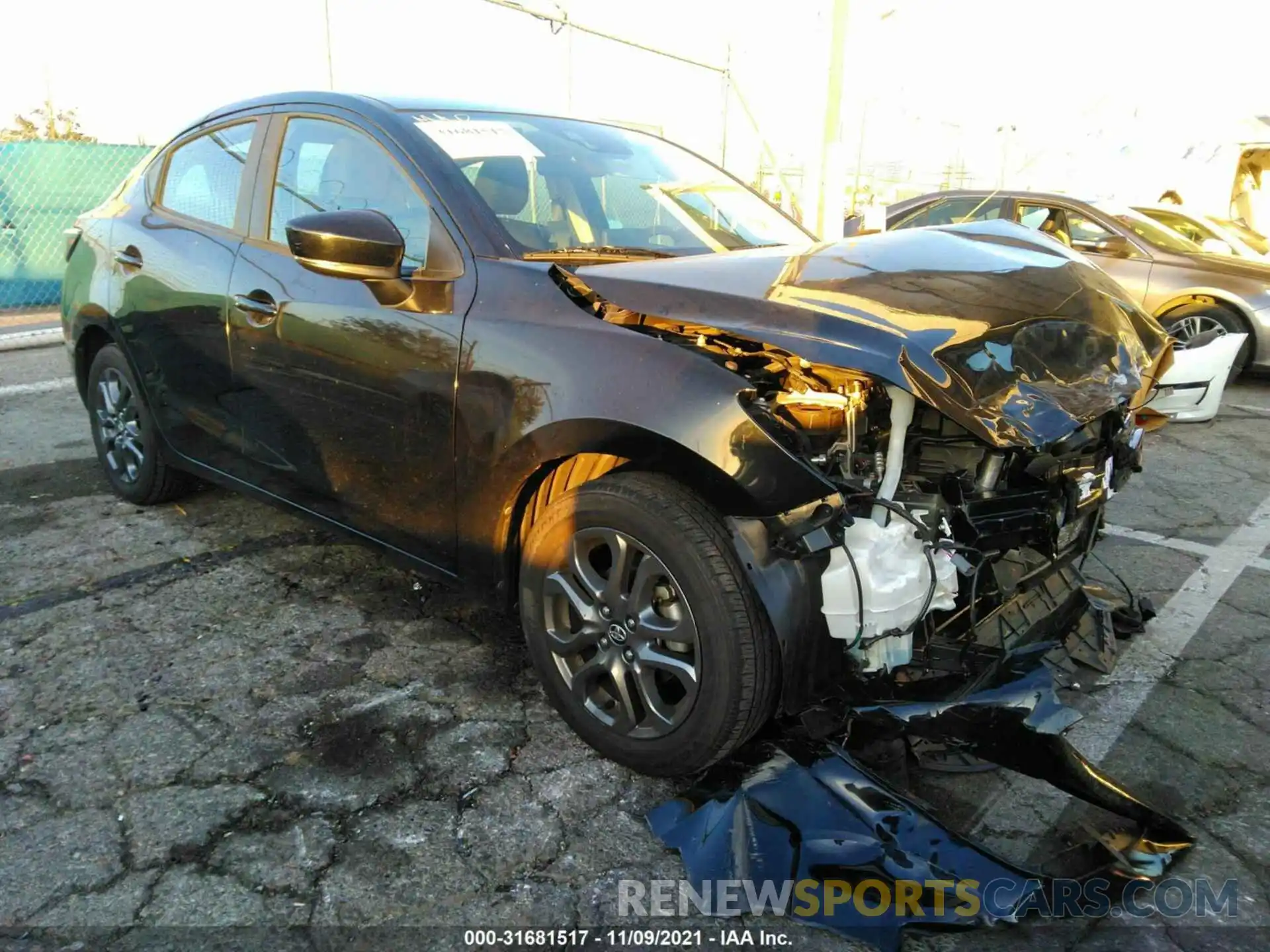 1 Photograph of a damaged car 3MYDLBYV8KY513351 TOYOTA YARIS SEDAN 2019