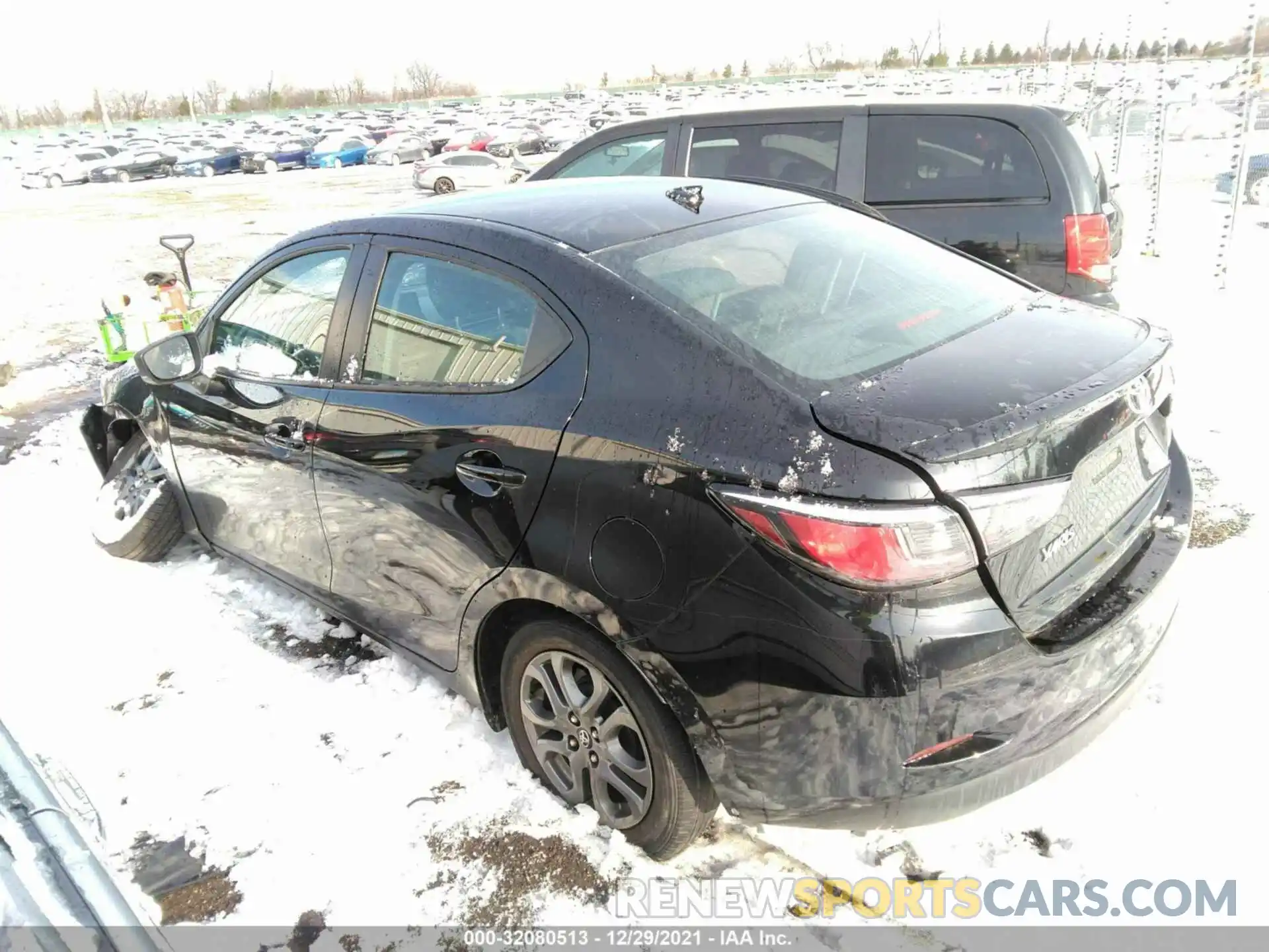 3 Photograph of a damaged car 3MYDLBYV8KY513494 TOYOTA YARIS SEDAN 2019