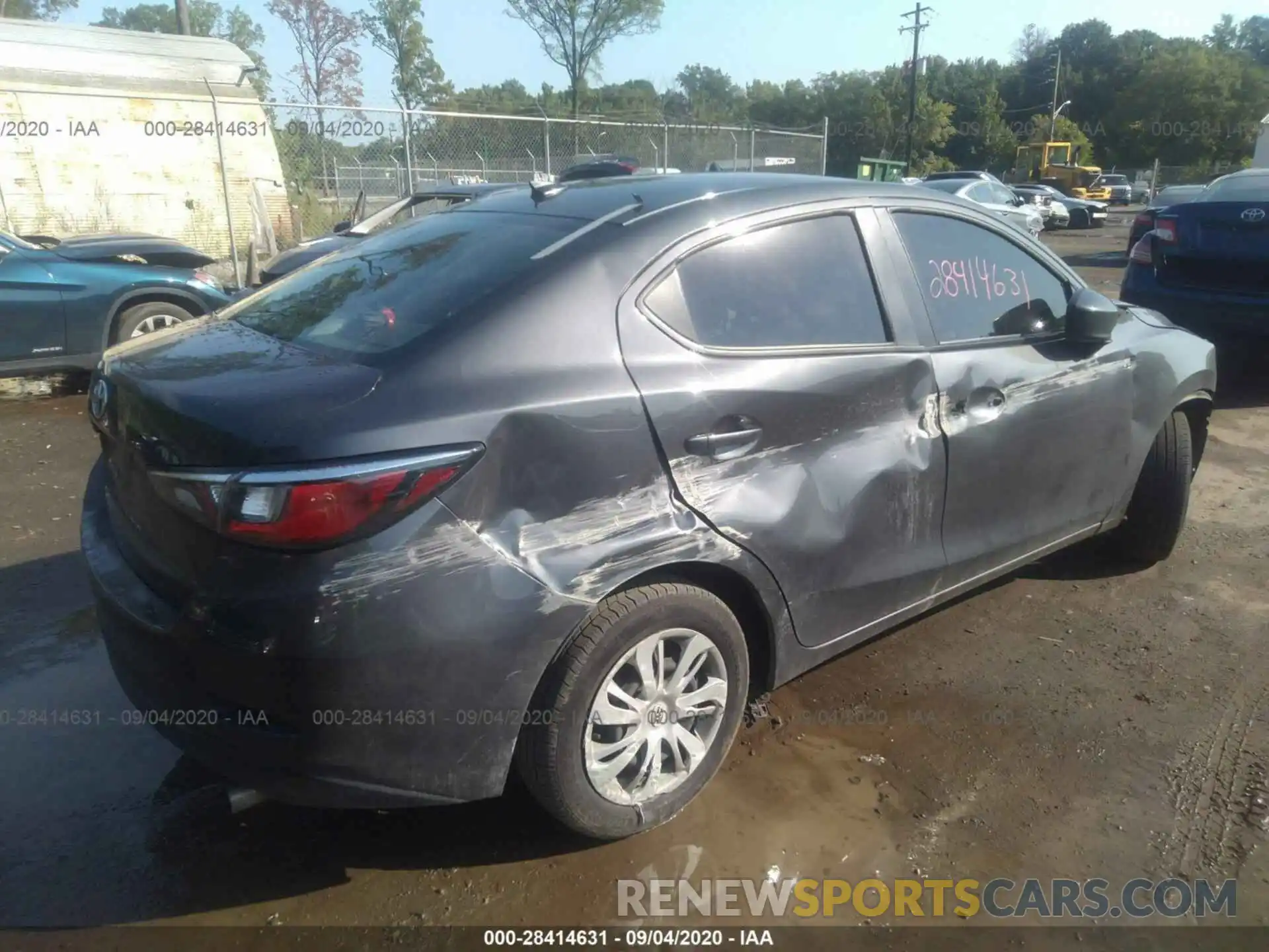 4 Photograph of a damaged car 3MYDLBYV8KY521689 TOYOTA YARIS SEDAN 2019