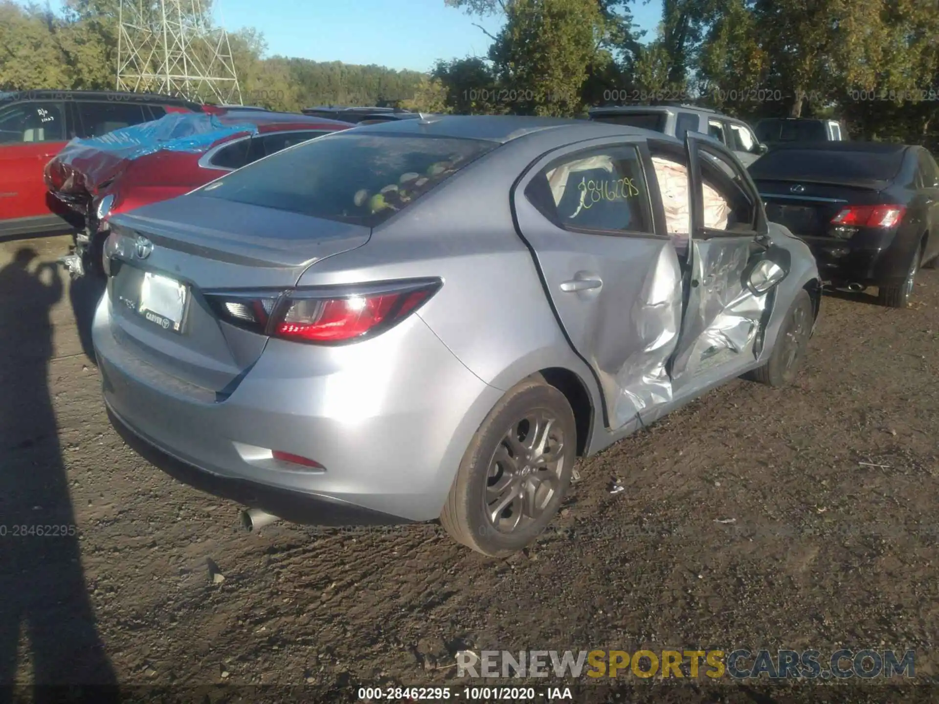 4 Photograph of a damaged car 3MYDLBYV8KY522793 TOYOTA YARIS SEDAN 2019