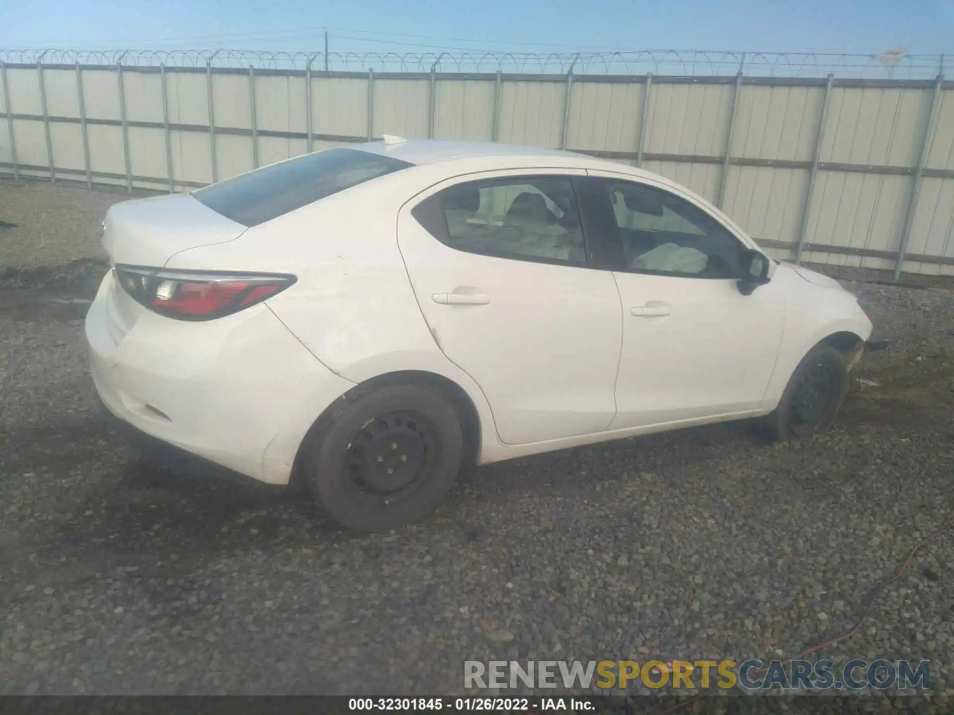 4 Photograph of a damaged car 3MYDLBYV9KY500320 TOYOTA YARIS SEDAN 2019