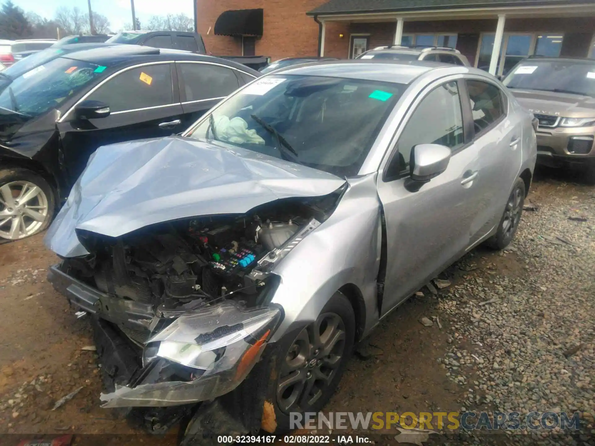 2 Photograph of a damaged car 3MYDLBYV9KY508255 TOYOTA YARIS SEDAN 2019