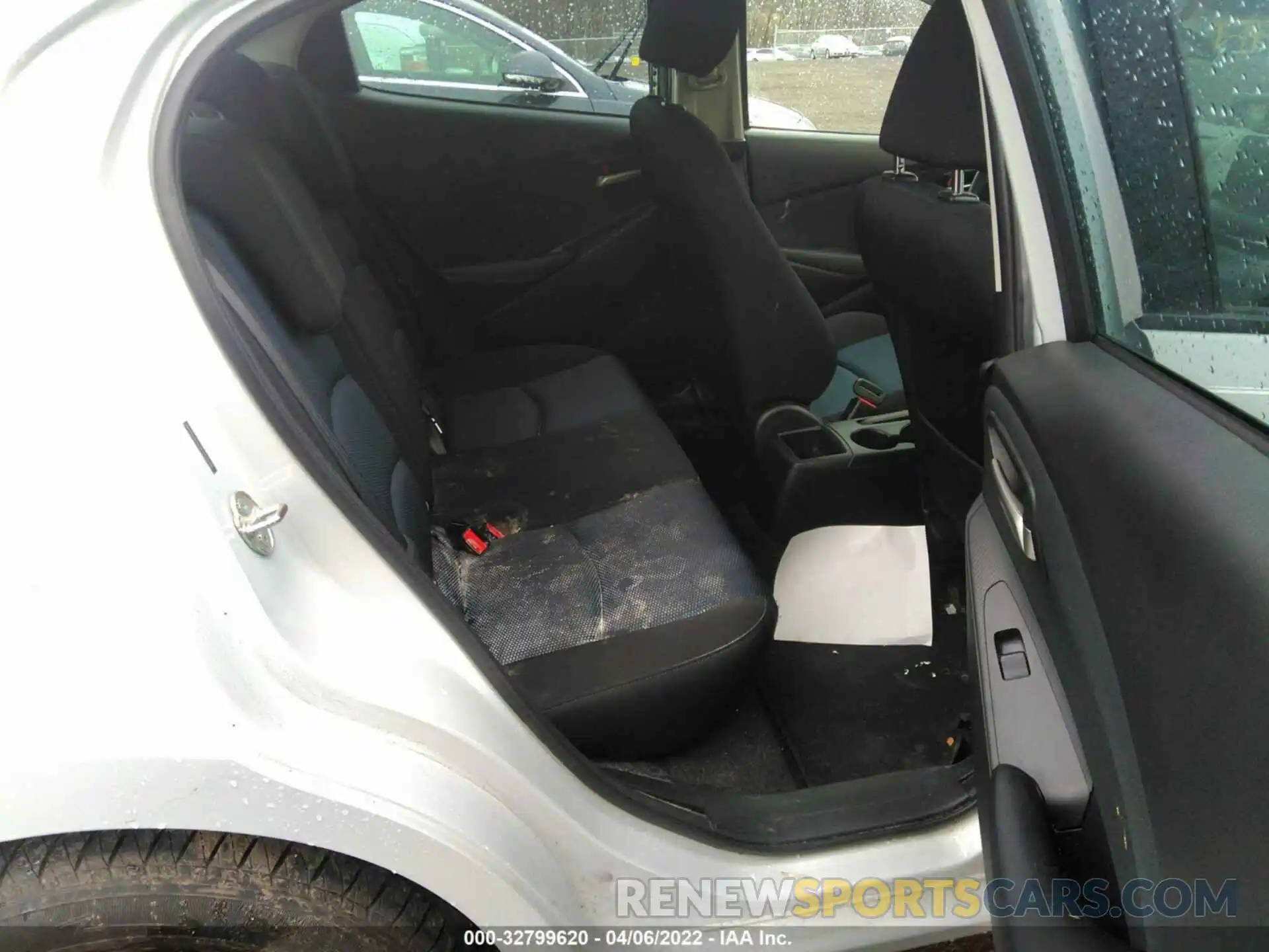 8 Photograph of a damaged car 3MYDLBYV9KY511186 TOYOTA YARIS SEDAN 2019