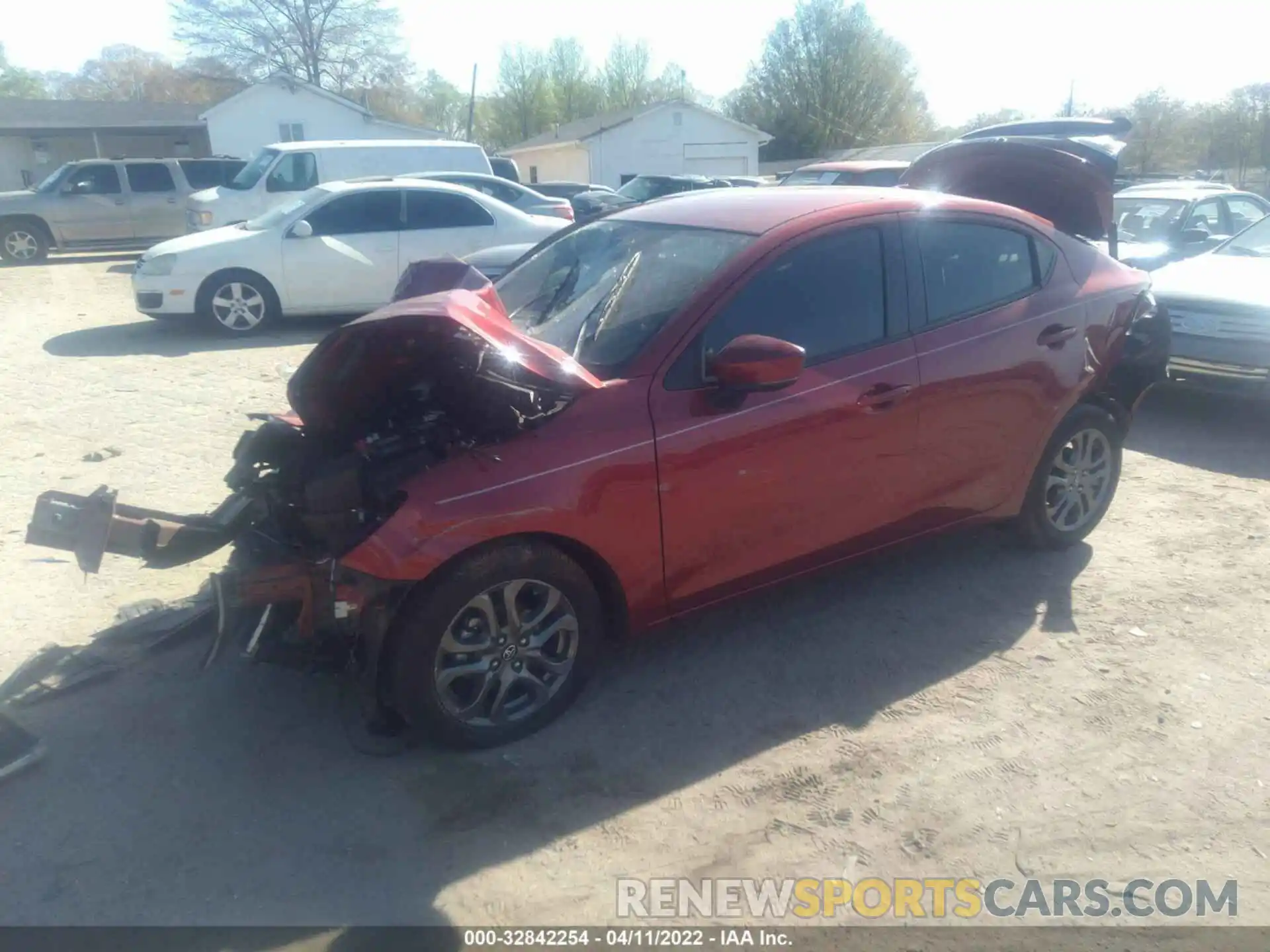 2 Photograph of a damaged car 3MYDLBYV9KY515304 TOYOTA YARIS SEDAN 2019