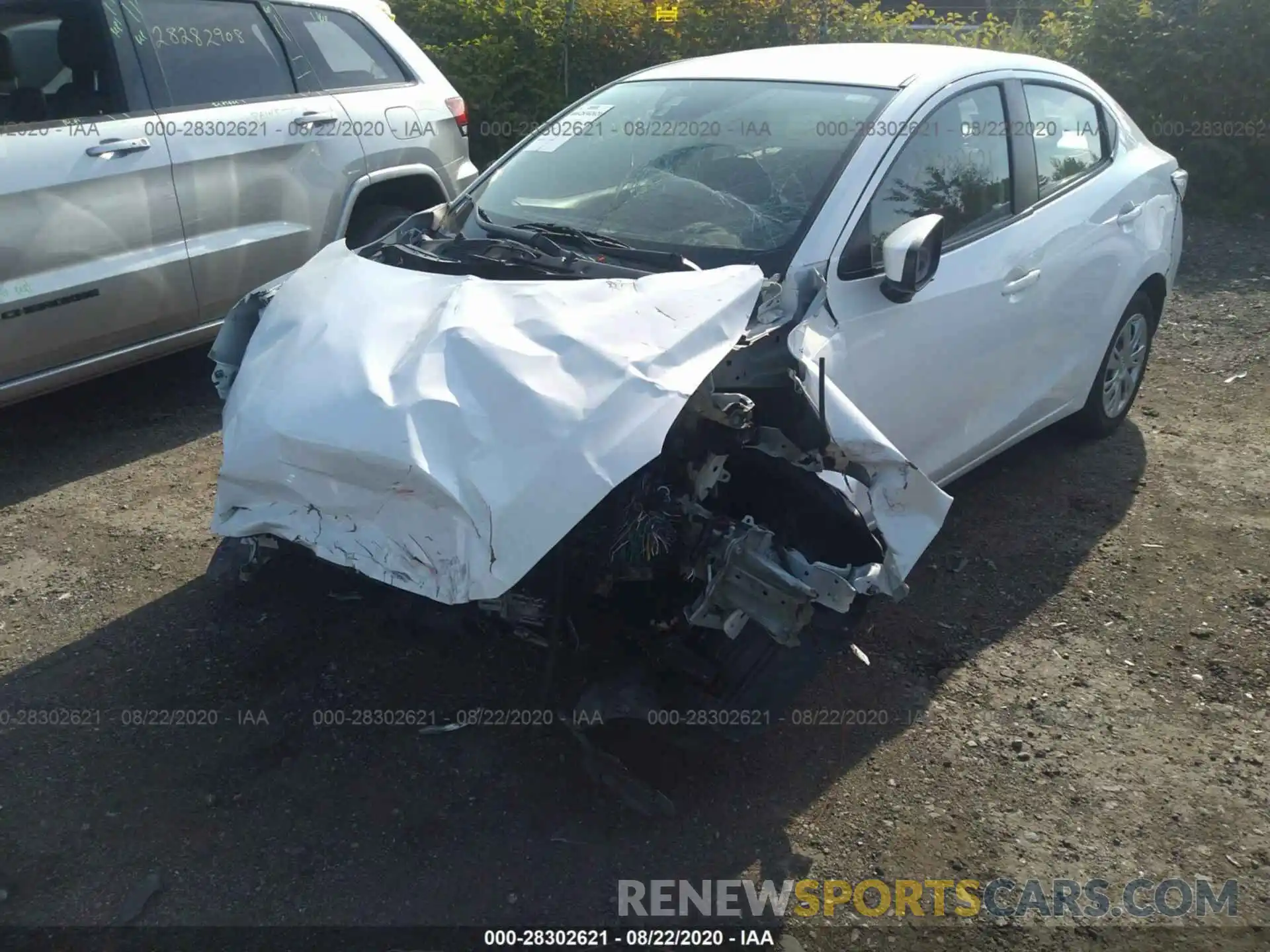 6 Photograph of a damaged car 3MYDLBYV9KY516291 TOYOTA YARIS SEDAN 2019