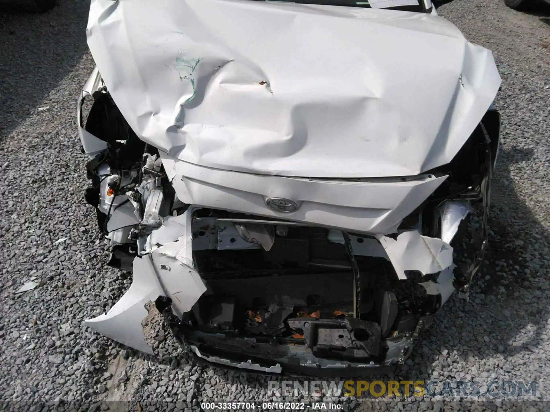 6 Photograph of a damaged car 3MYDLBYV9KY520860 TOYOTA YARIS SEDAN 2019