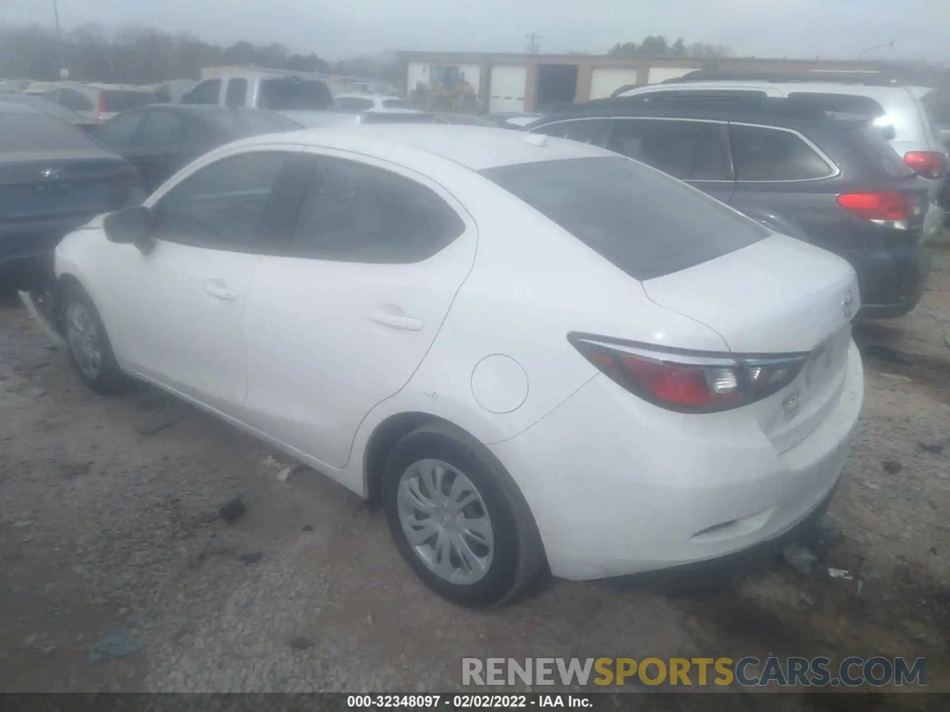 3 Photograph of a damaged car 3MYDLBYV9KY522995 TOYOTA YARIS SEDAN 2019