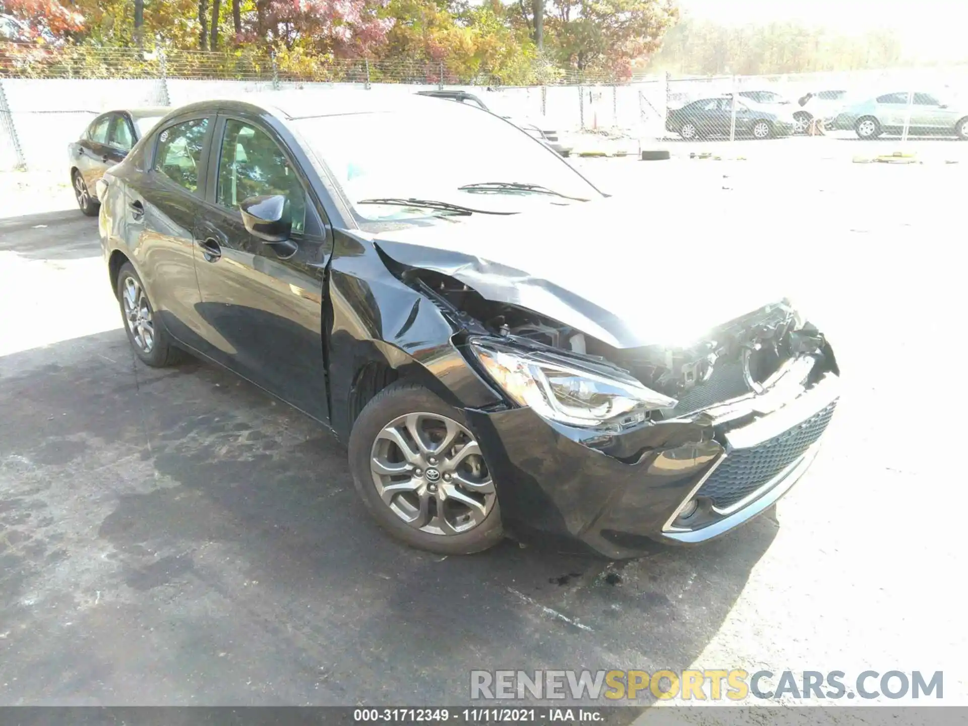 1 Photograph of a damaged car 3MYDLBYV9KY525024 TOYOTA YARIS SEDAN 2019