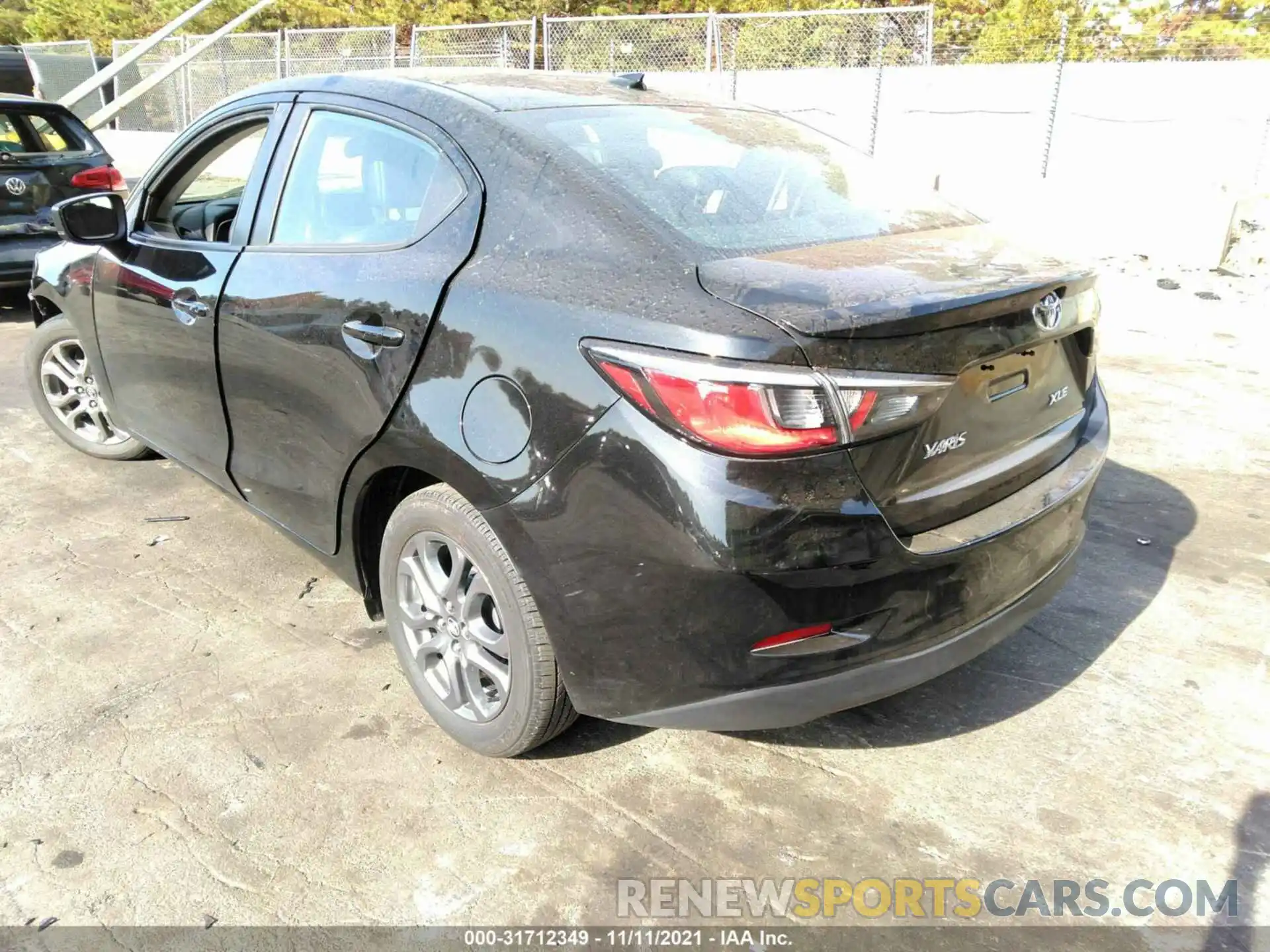 3 Photograph of a damaged car 3MYDLBYV9KY525024 TOYOTA YARIS SEDAN 2019