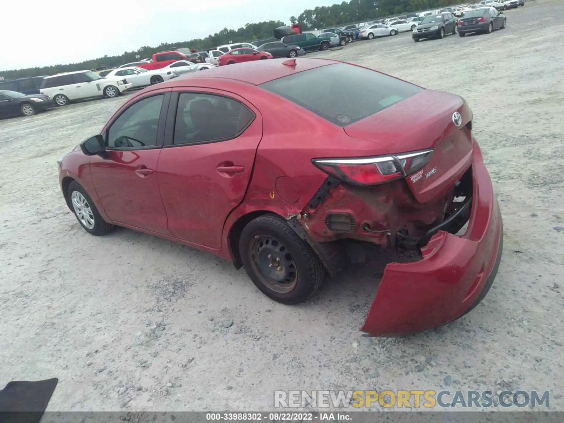 3 Photograph of a damaged car 3MYDLBYV9KY525301 TOYOTA YARIS SEDAN 2019