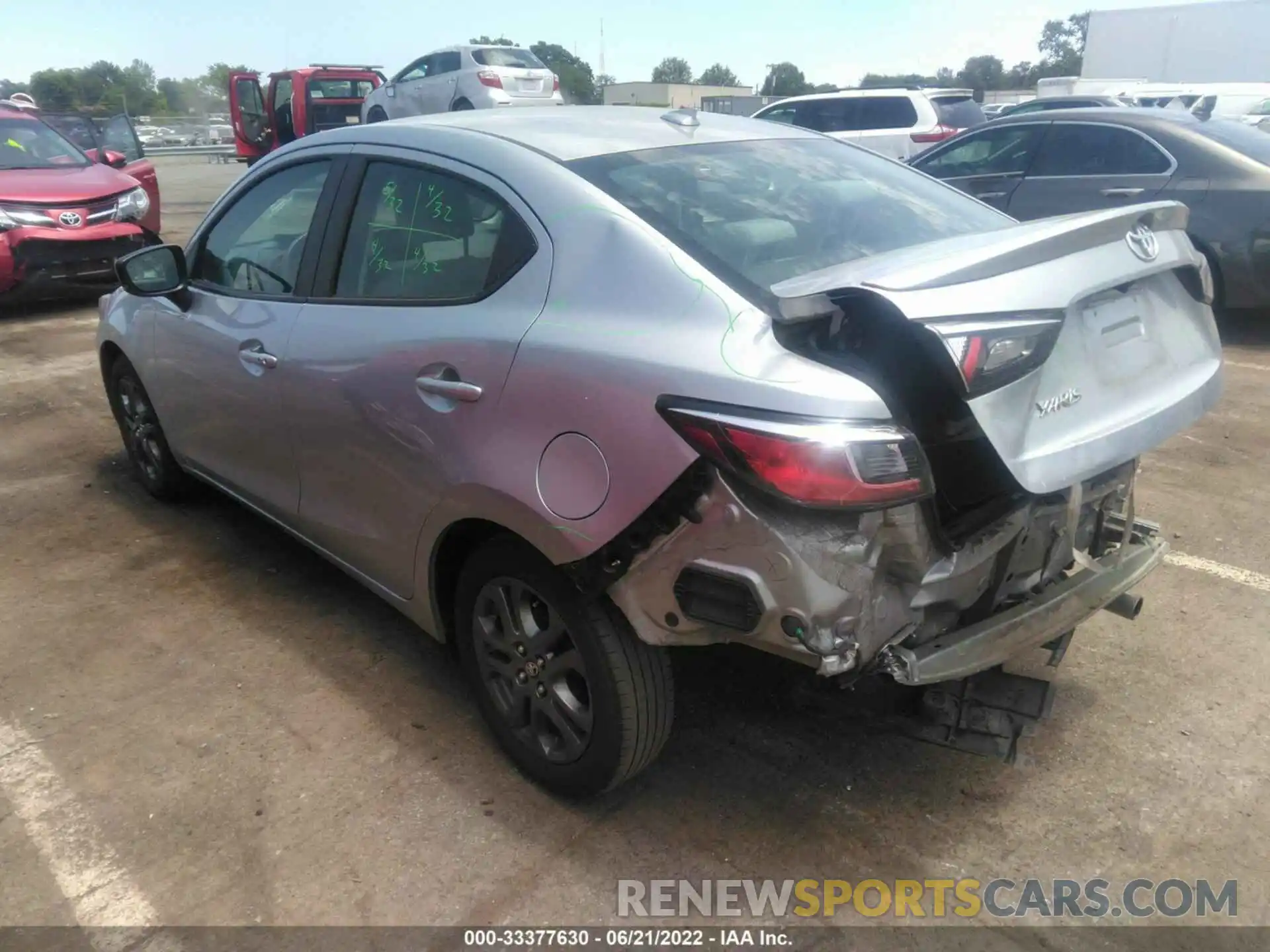 3 Photograph of a damaged car 3MYDLBYV9KY525699 TOYOTA YARIS SEDAN 2019