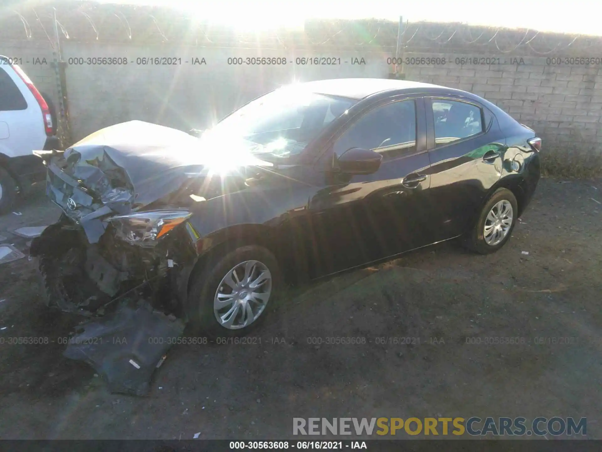 2 Photograph of a damaged car 3MYDLBYVXKY503825 TOYOTA YARIS SEDAN 2019