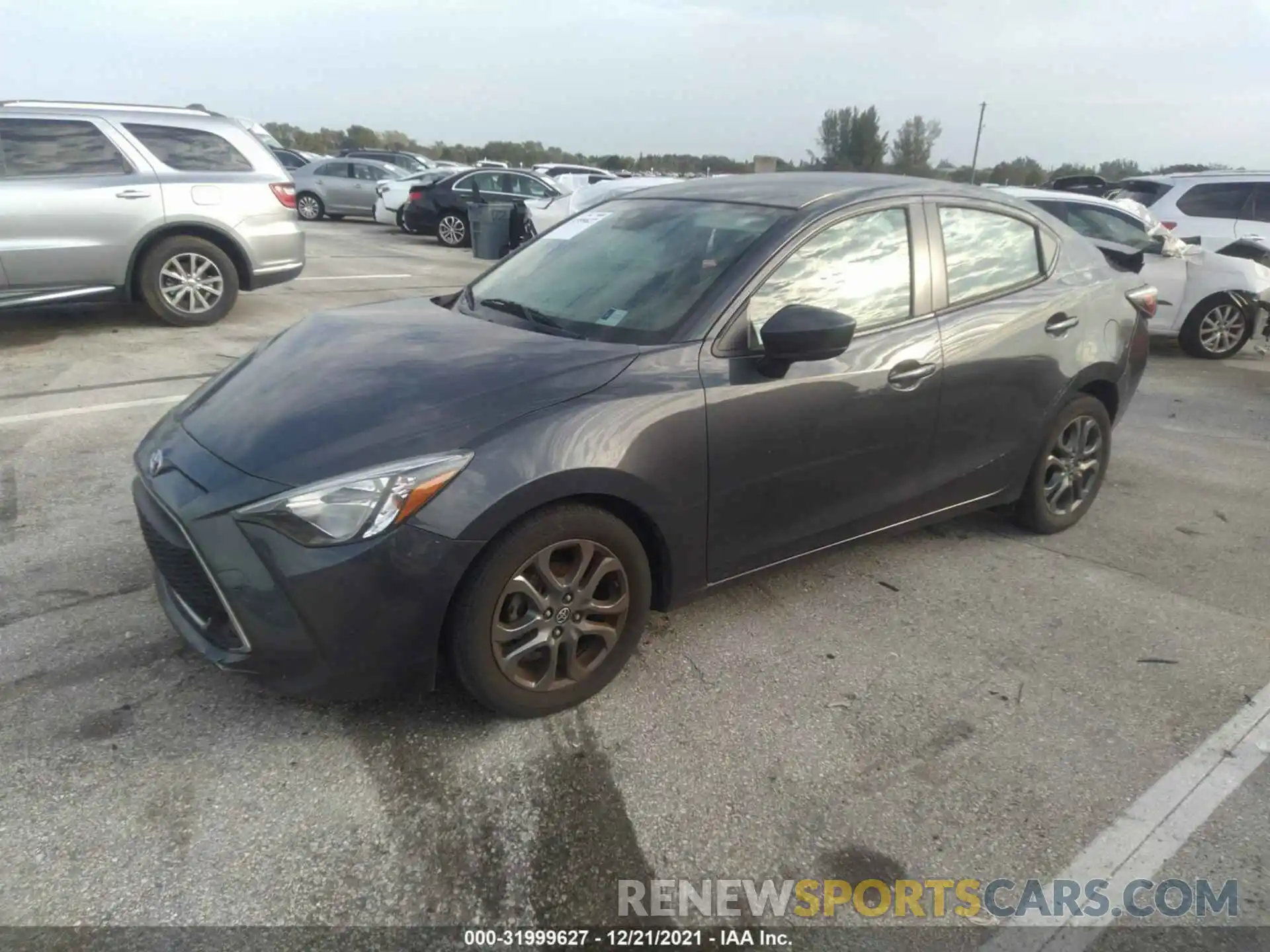 2 Photograph of a damaged car 3MYDLBYVXKY510015 TOYOTA YARIS SEDAN 2019