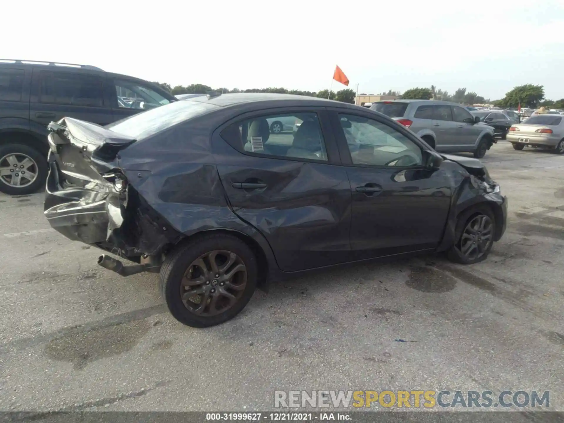 6 Photograph of a damaged car 3MYDLBYVXKY510015 TOYOTA YARIS SEDAN 2019