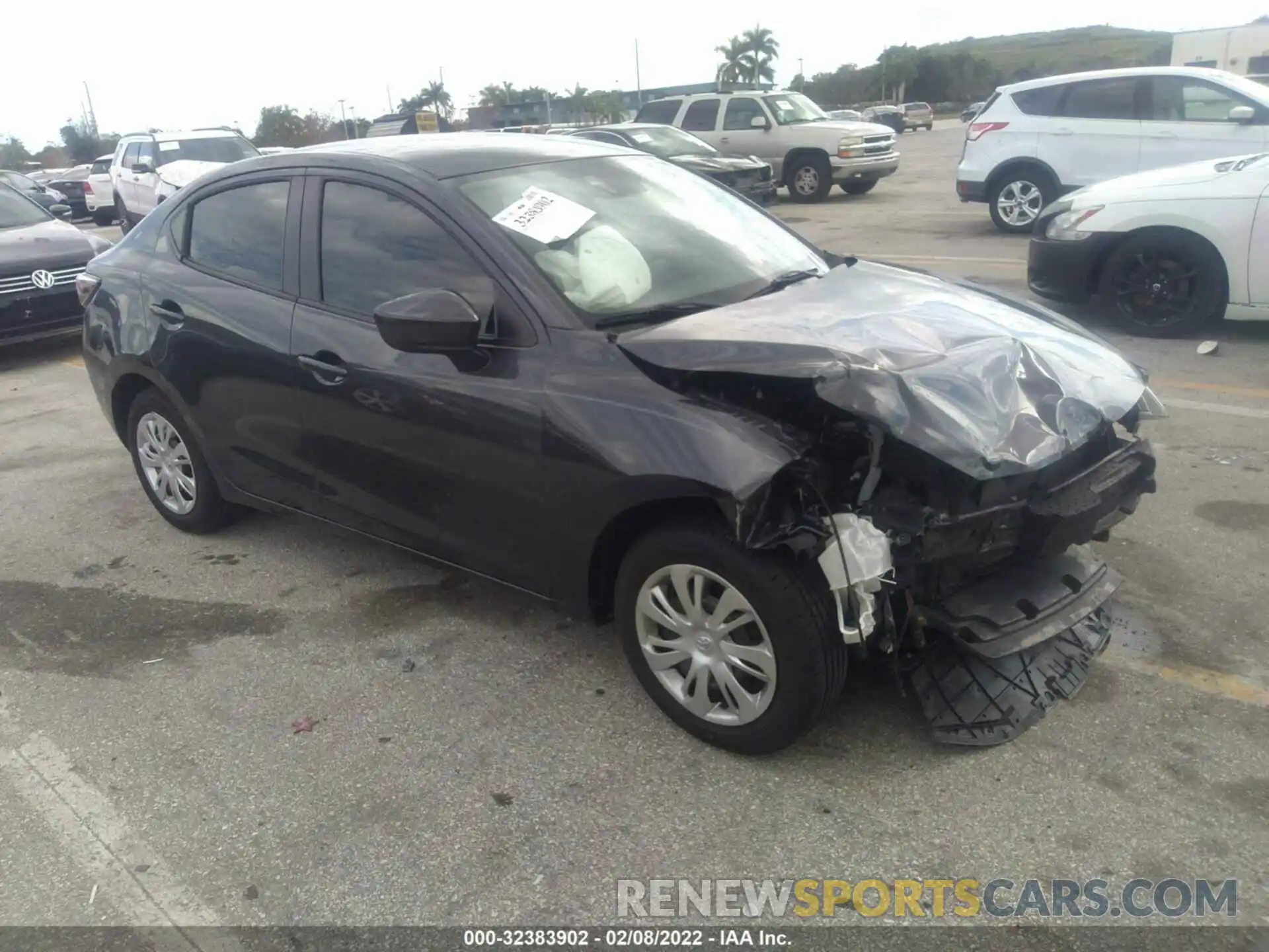 1 Photograph of a damaged car 3MYDLBYVXKY511004 TOYOTA YARIS SEDAN 2019