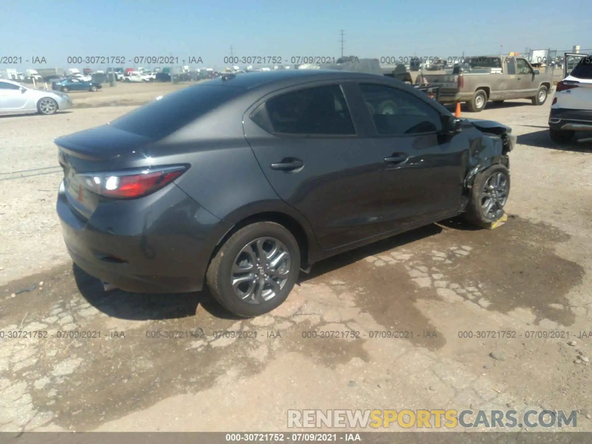 4 Photograph of a damaged car 3MYDLBYVXKY518342 TOYOTA YARIS SEDAN 2019