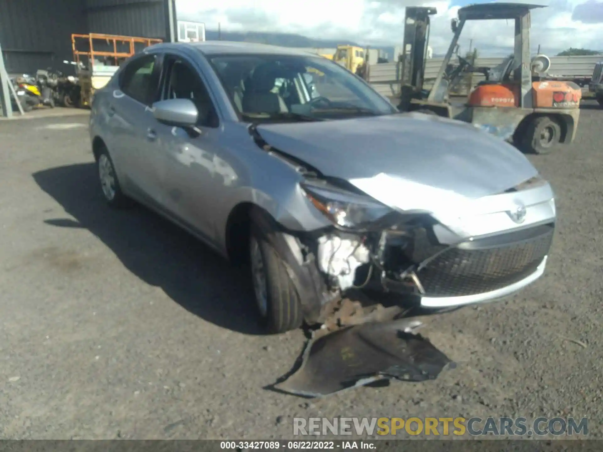 1 Photograph of a damaged car 3MYDLBYV0LY715263 TOYOTA YARIS SEDAN 2020