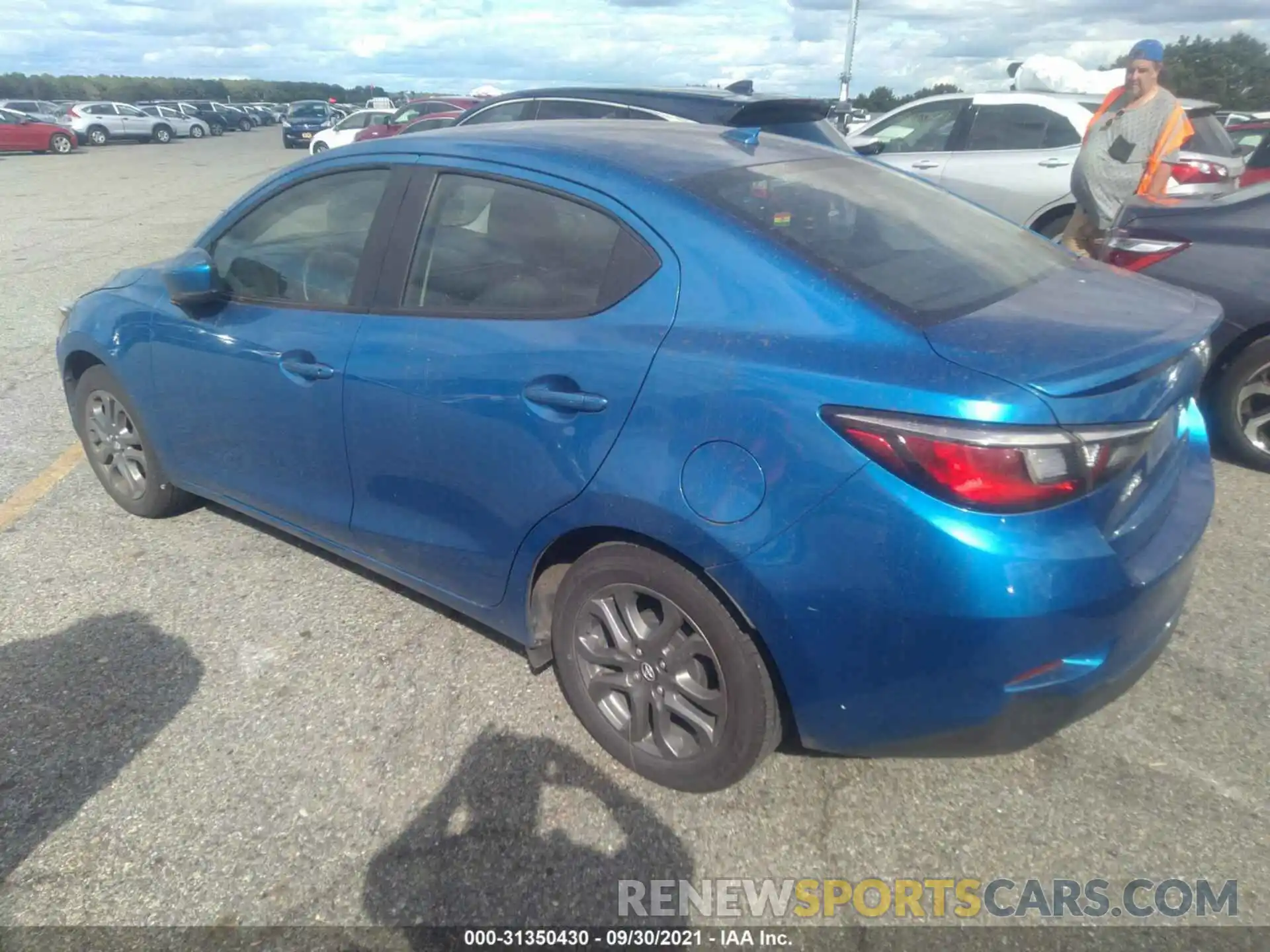 3 Photograph of a damaged car 3MYDLBYV2LY710372 TOYOTA YARIS SEDAN 2020