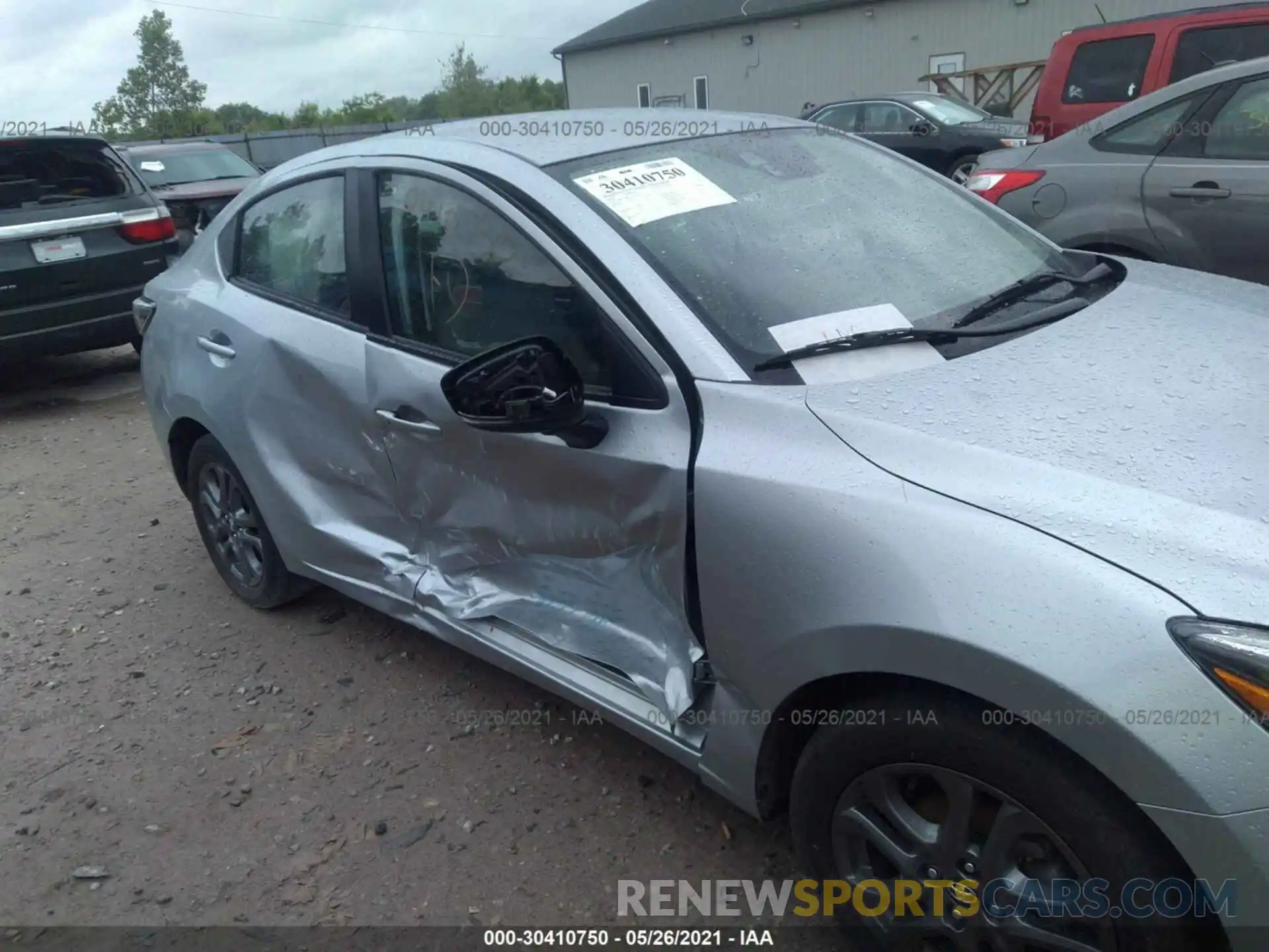 6 Photograph of a damaged car 3MYDLBYV2LY715653 TOYOTA YARIS SEDAN 2020