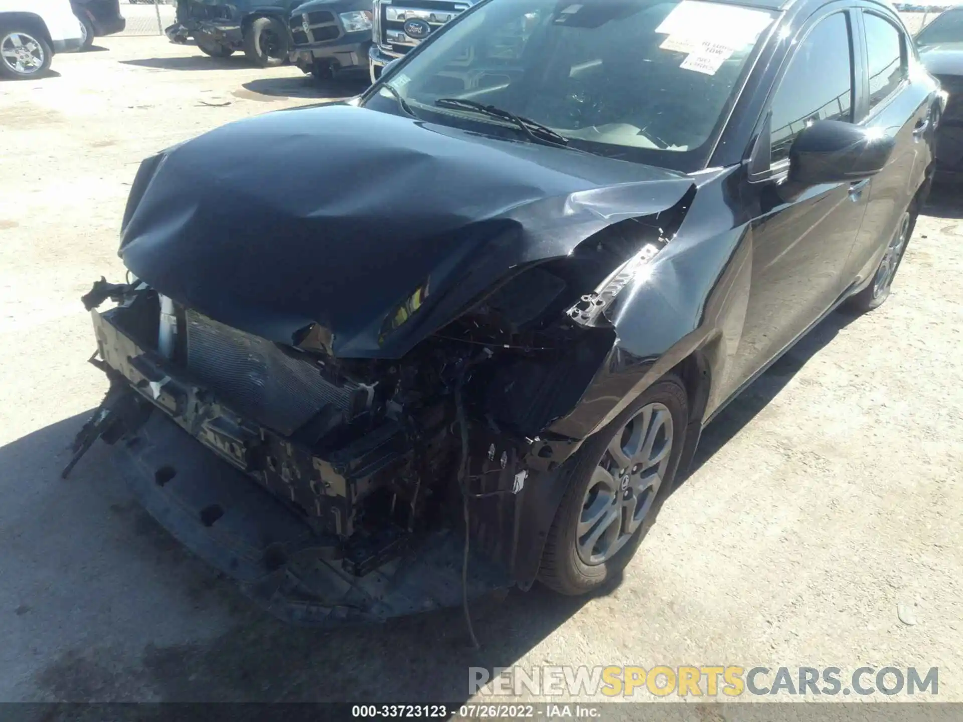 6 Photograph of a damaged car 3MYDLBYV2LY716950 TOYOTA YARIS SEDAN 2020