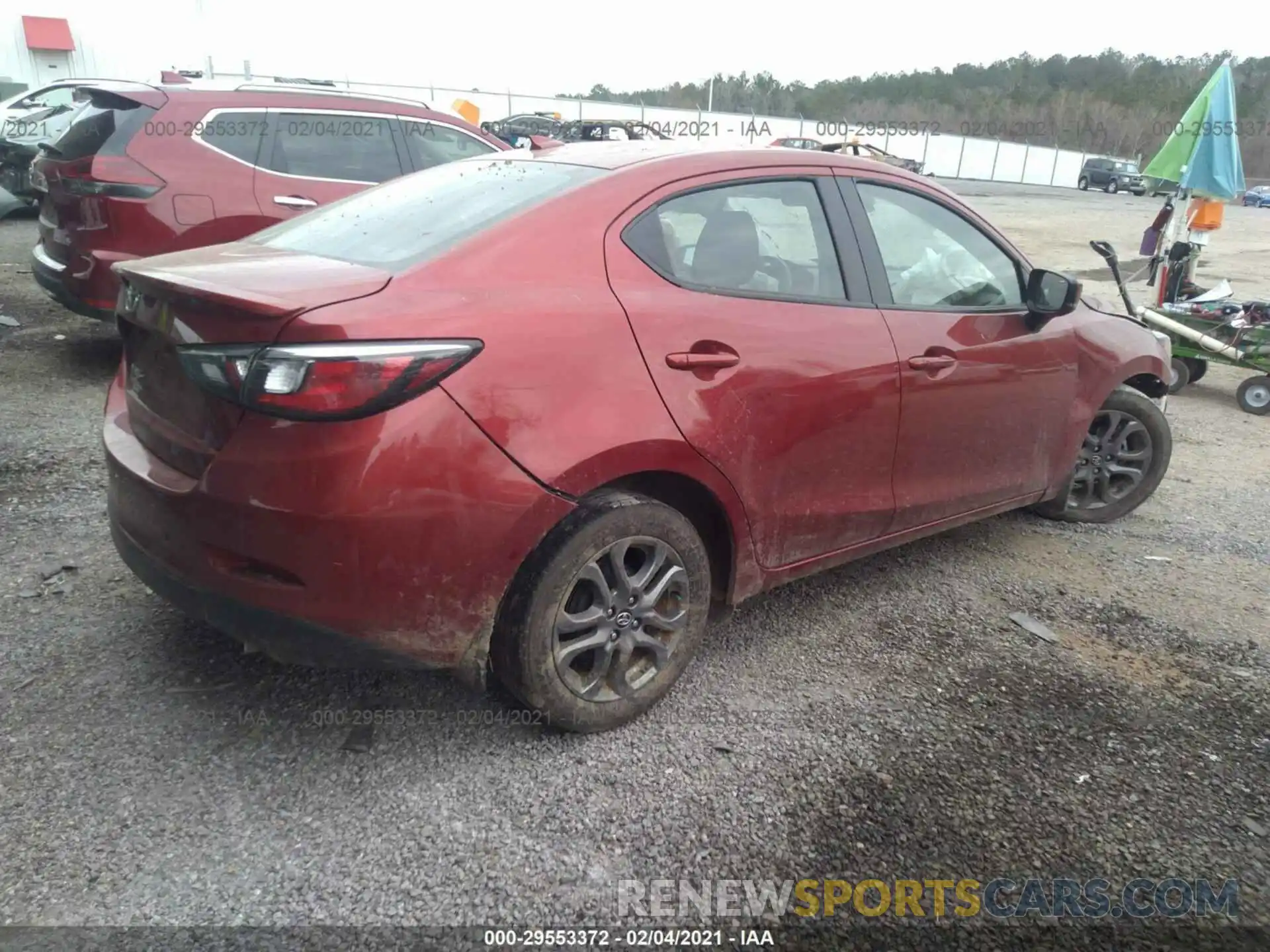 4 Photograph of a damaged car 3MYDLBYV3LY708064 TOYOTA YARIS SEDAN 2020