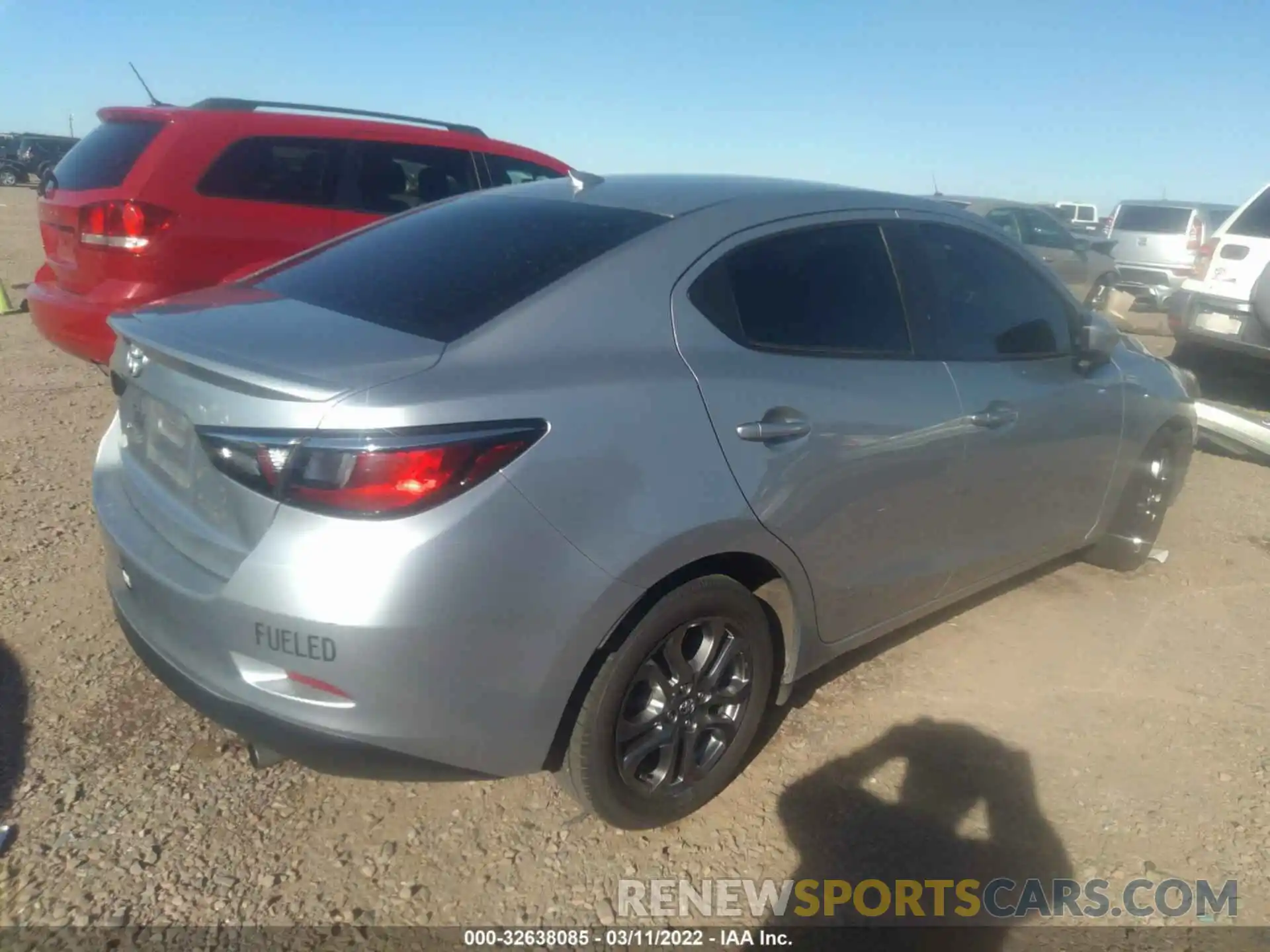 4 Photograph of a damaged car 3MYDLBYV3LY709232 TOYOTA YARIS SEDAN 2020