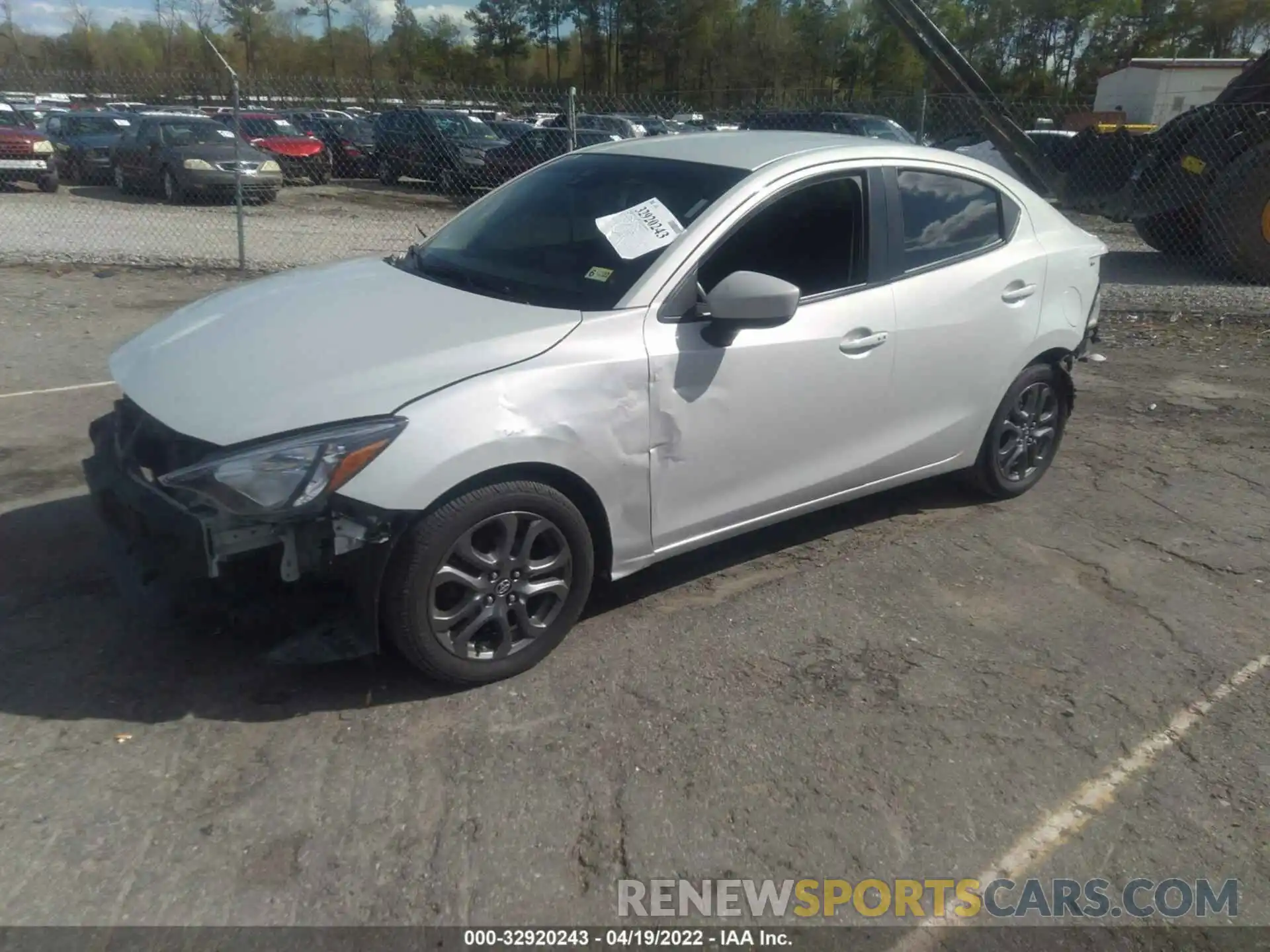 2 Photograph of a damaged car 3MYDLBYV4LY710101 TOYOTA YARIS SEDAN 2020