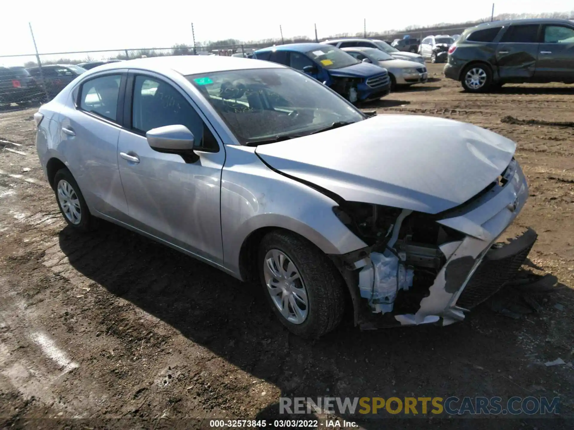 1 Photograph of a damaged car 3MYDLBYV4LY711796 TOYOTA YARIS SEDAN 2020