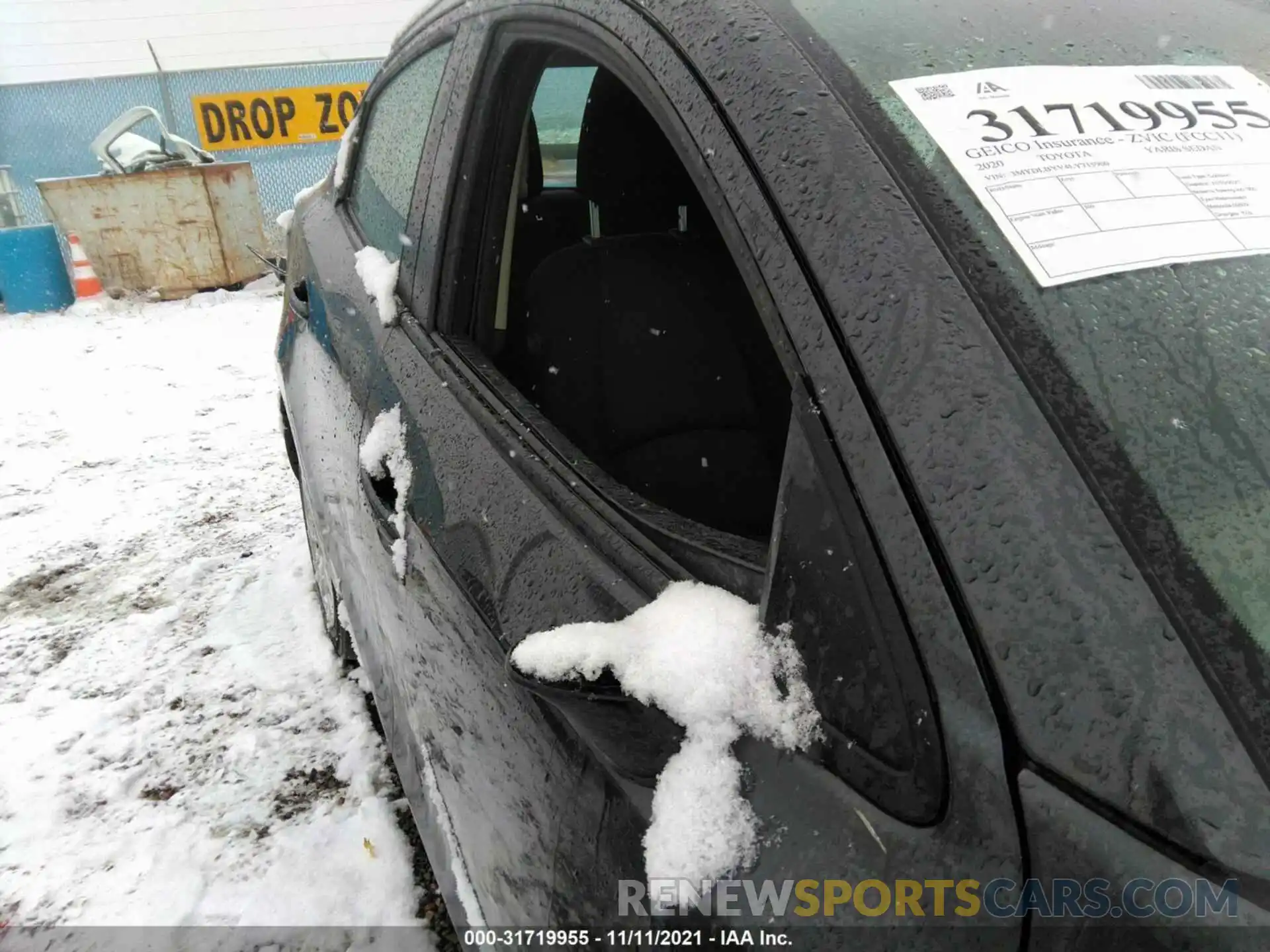 6 Photograph of a damaged car 3MYDLBYV4LY715900 TOYOTA YARIS SEDAN 2020