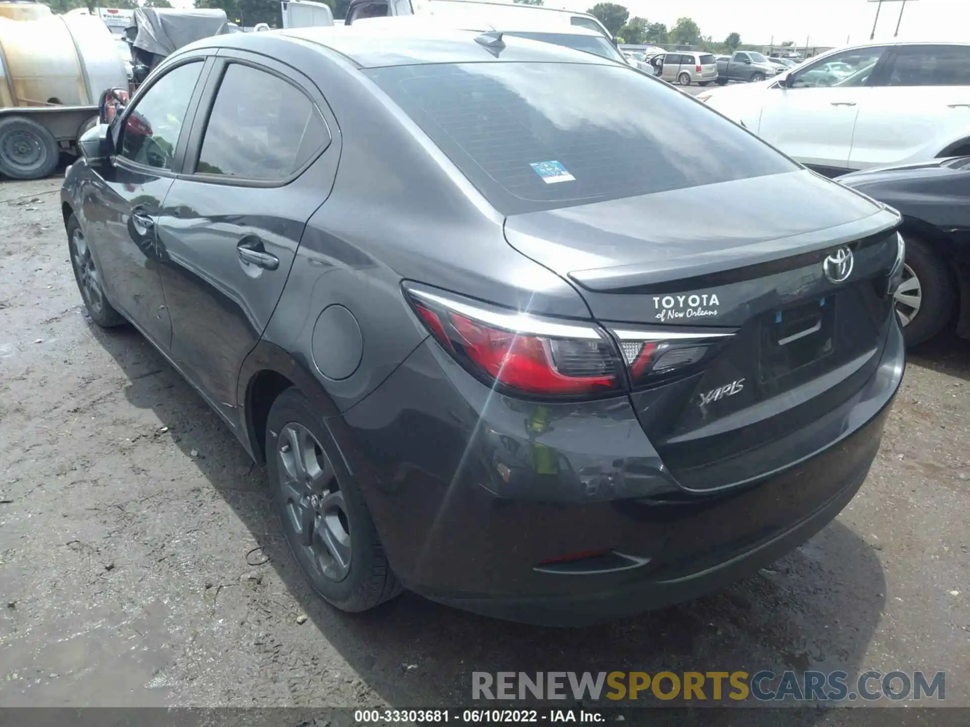 3 Photograph of a damaged car 3MYDLBYV5LY712438 TOYOTA YARIS SEDAN 2020