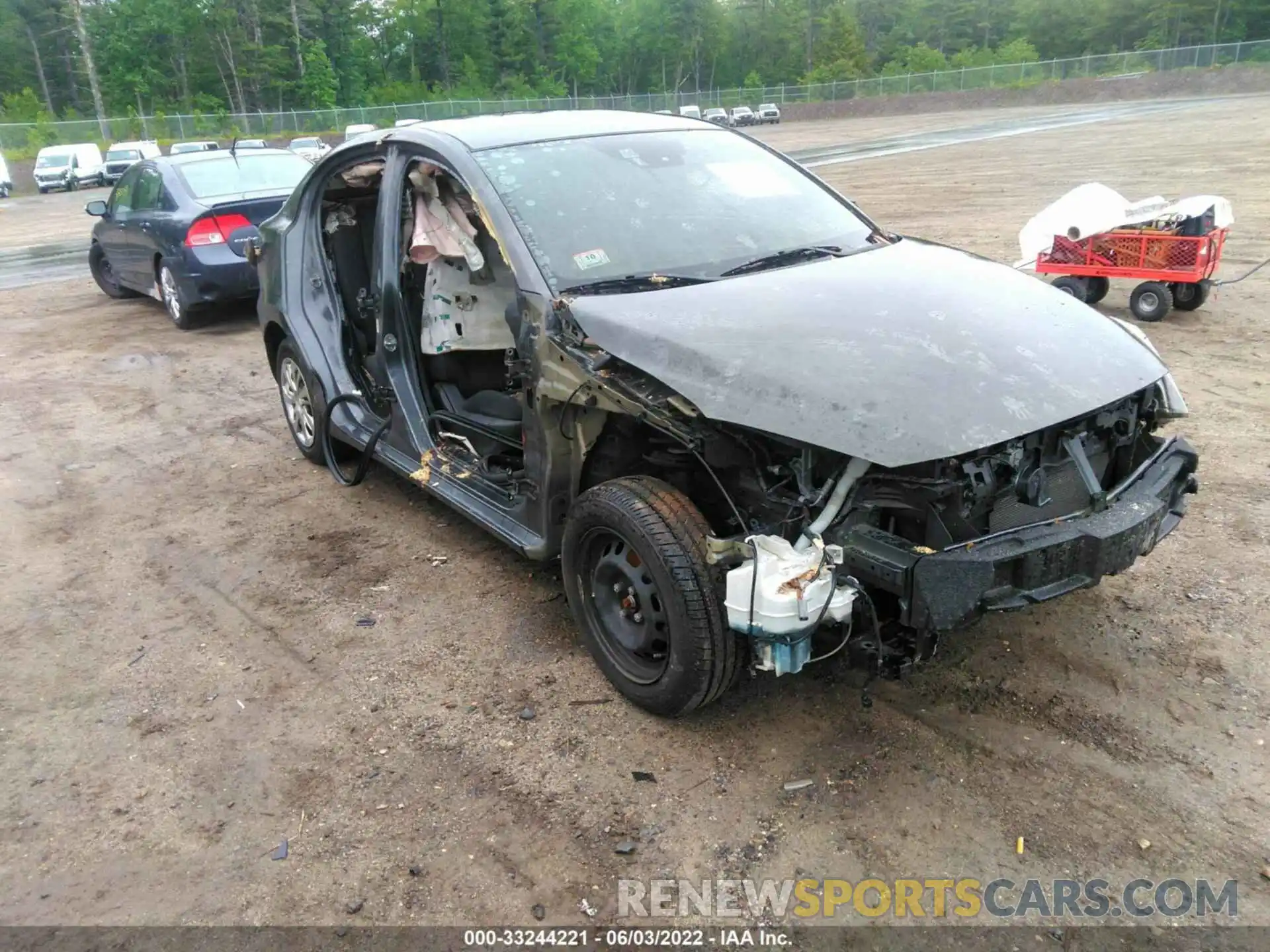 12 Photograph of a damaged car 3MYDLBYV5LY712522 TOYOTA YARIS SEDAN 2020