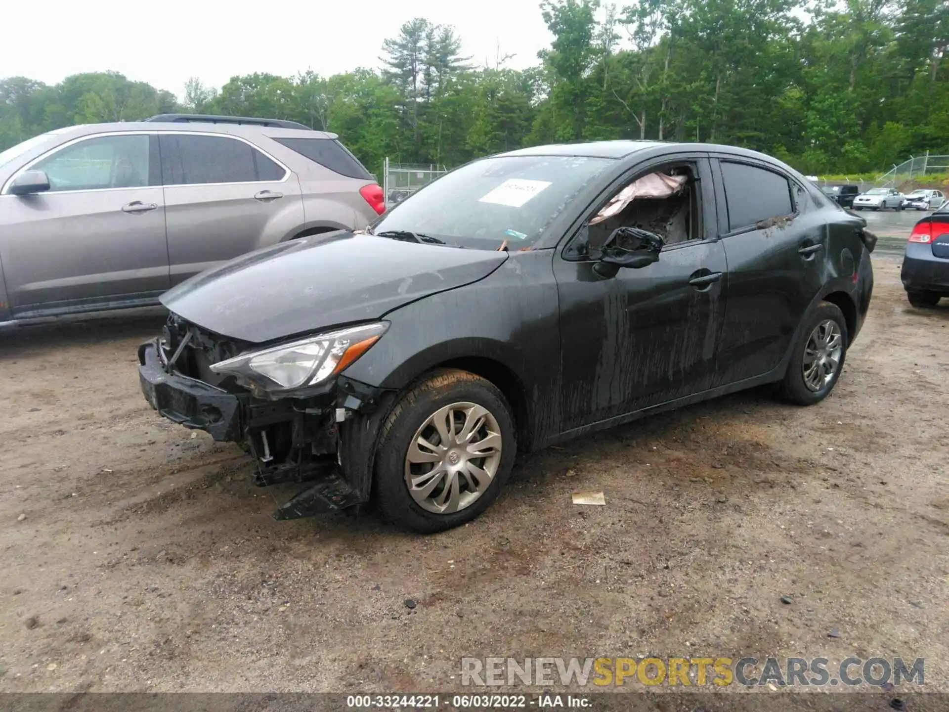 2 Photograph of a damaged car 3MYDLBYV5LY712522 TOYOTA YARIS SEDAN 2020