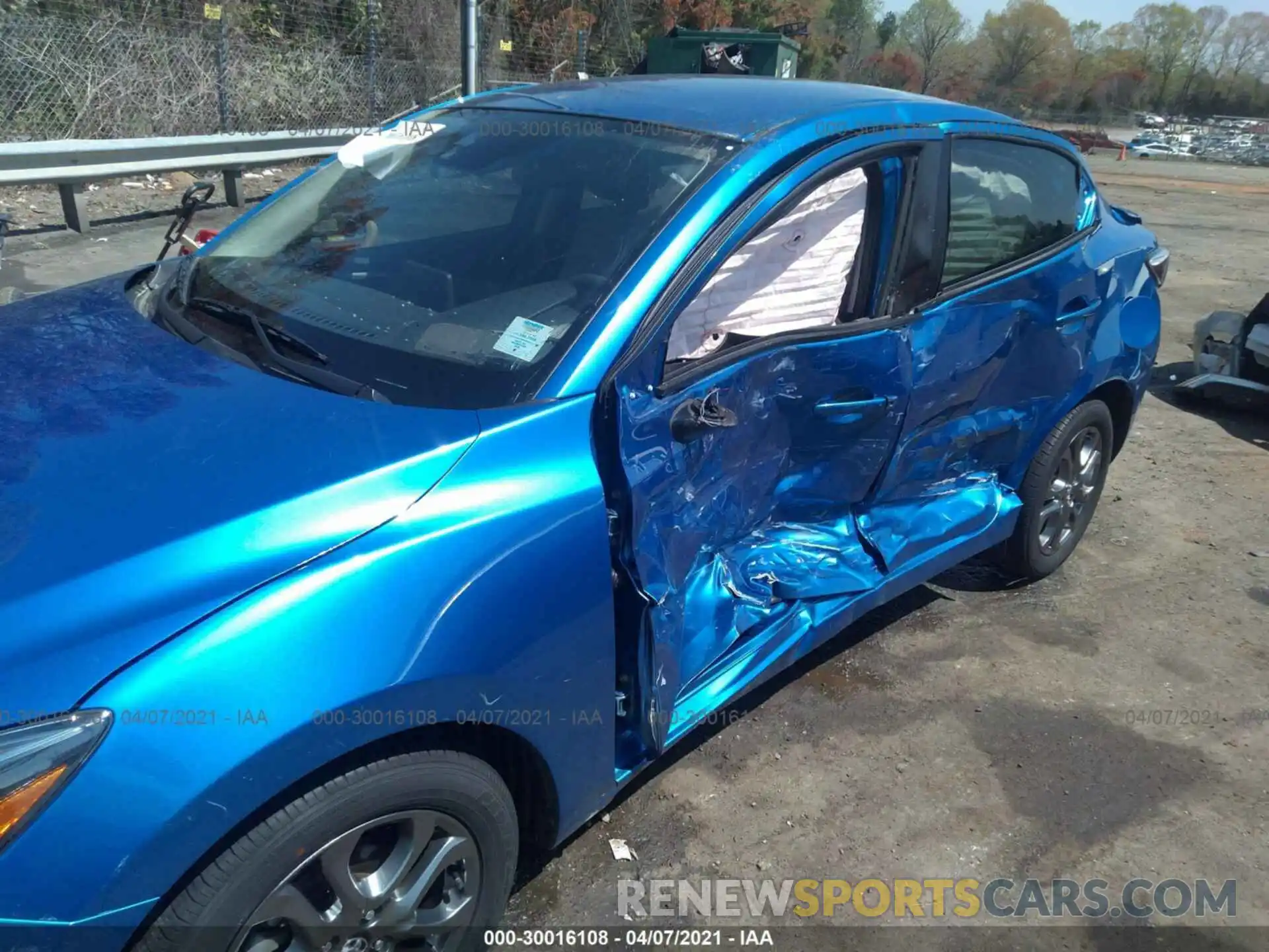 6 Photograph of a damaged car 3MYDLBYV6LY709080 TOYOTA YARIS SEDAN 2020