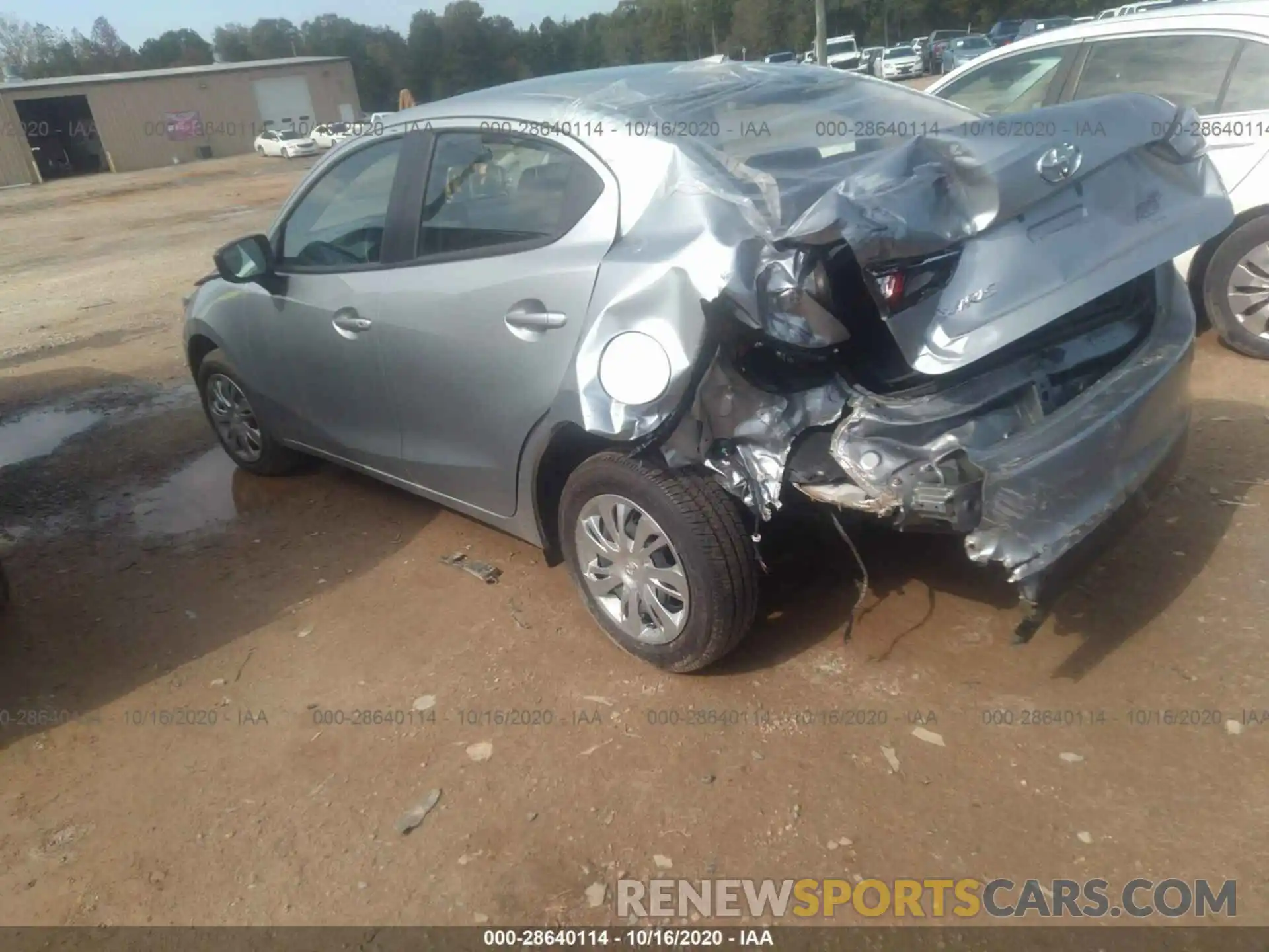 3 Photograph of a damaged car 3MYDLBYV6LY711900 TOYOTA YARIS SEDAN 2020