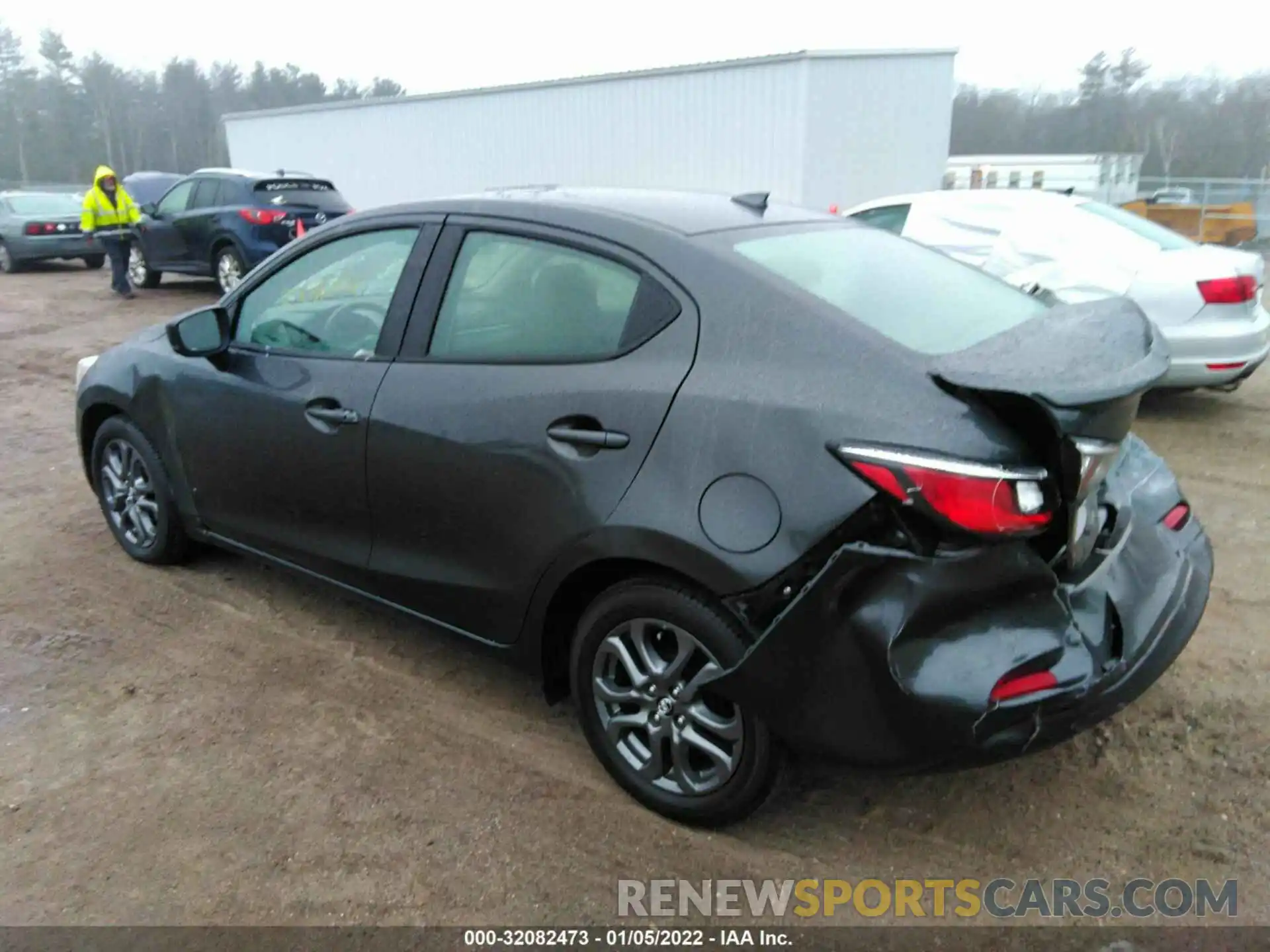 3 Photograph of a damaged car 3MYDLBYV6LY714702 TOYOTA YARIS SEDAN 2020