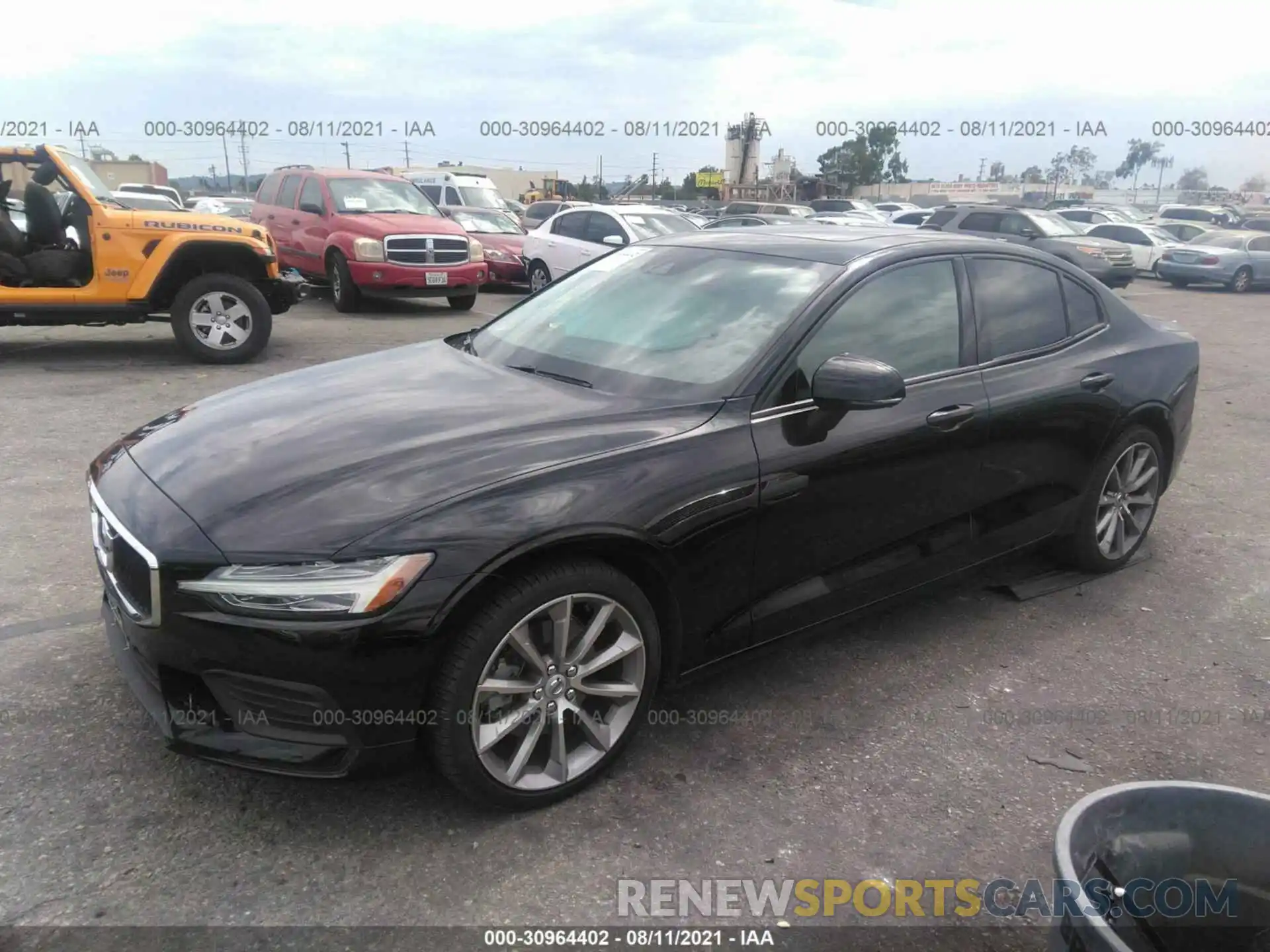 2 Photograph of a damaged car 7JR102FK2KG005978 VOLVO S60 2019