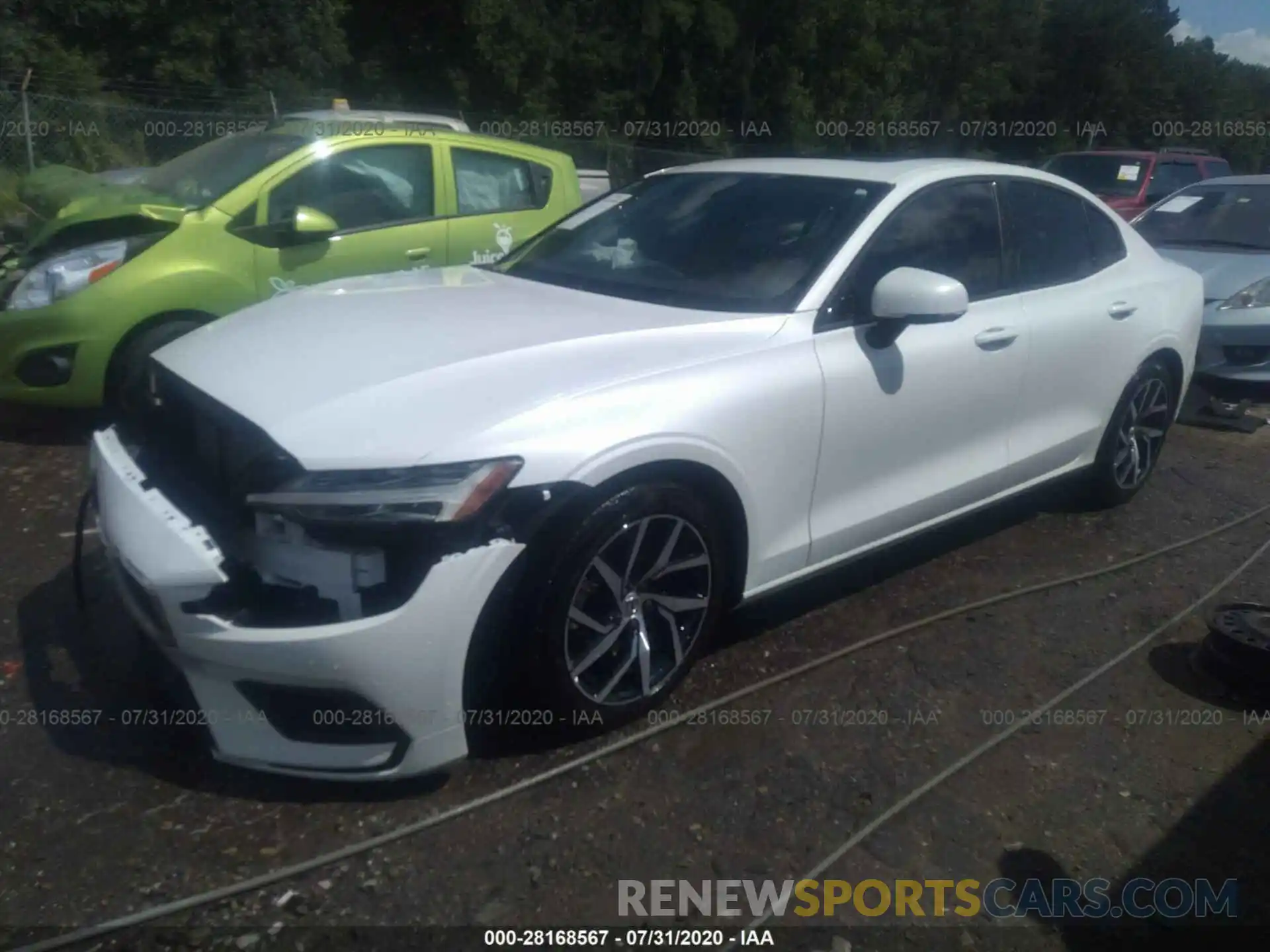 2 Photograph of a damaged car 7JR102FK2KG012252 VOLVO S60 2019