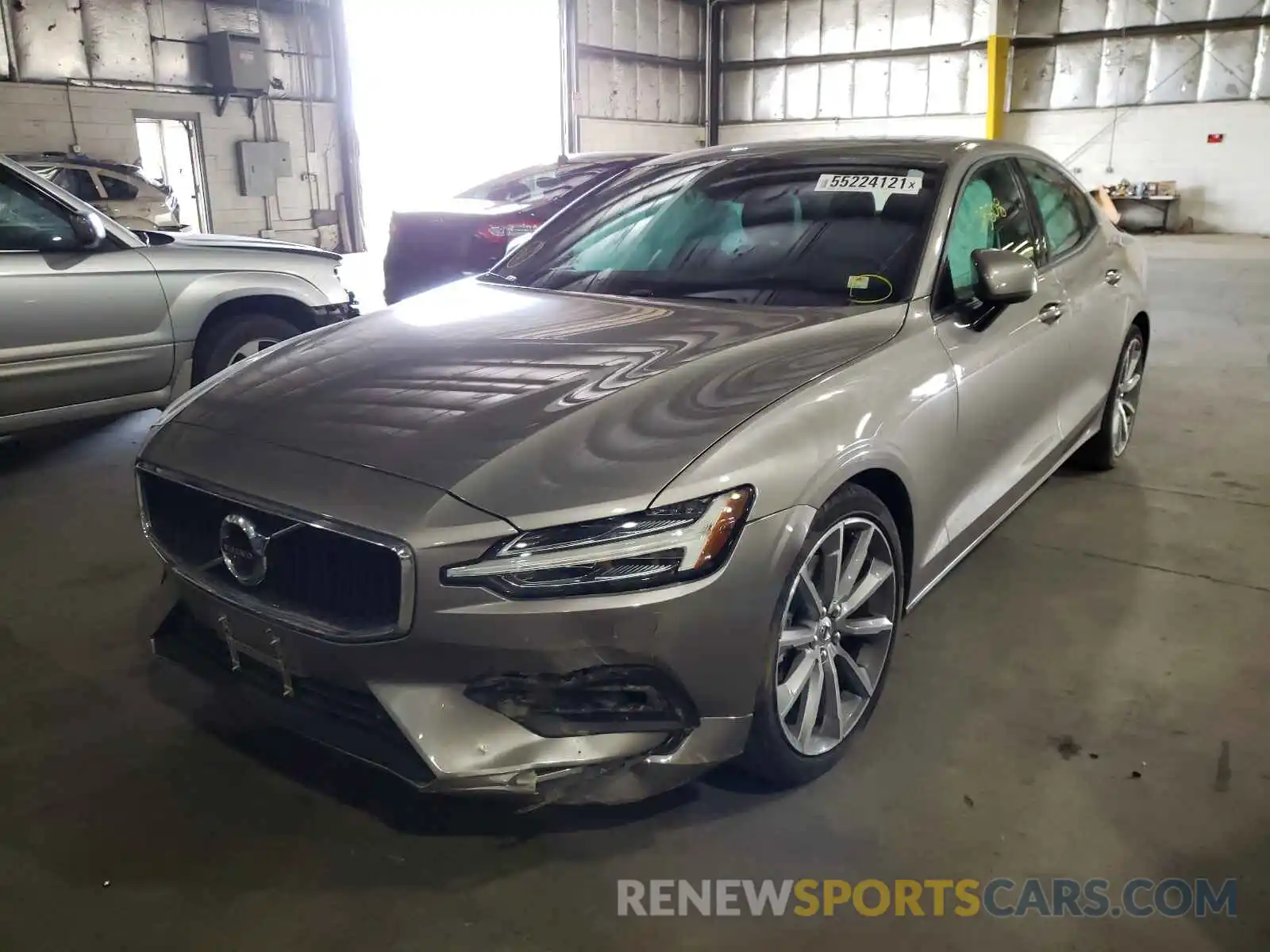 2 Photograph of a damaged car 7JR102FK4KG003441 VOLVO S60 2019