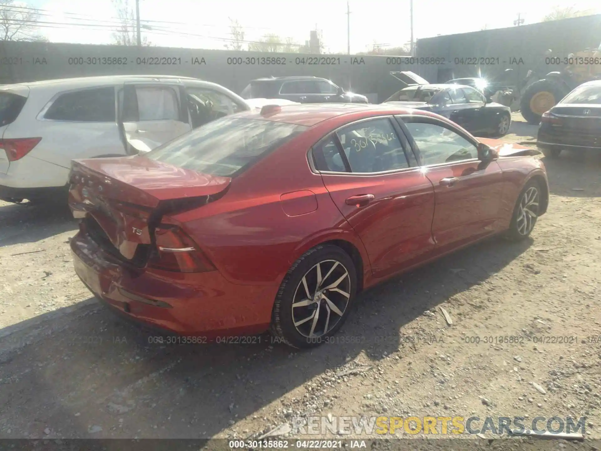 4 Photograph of a damaged car 7JR102FK6KG006549 VOLVO S60 2019